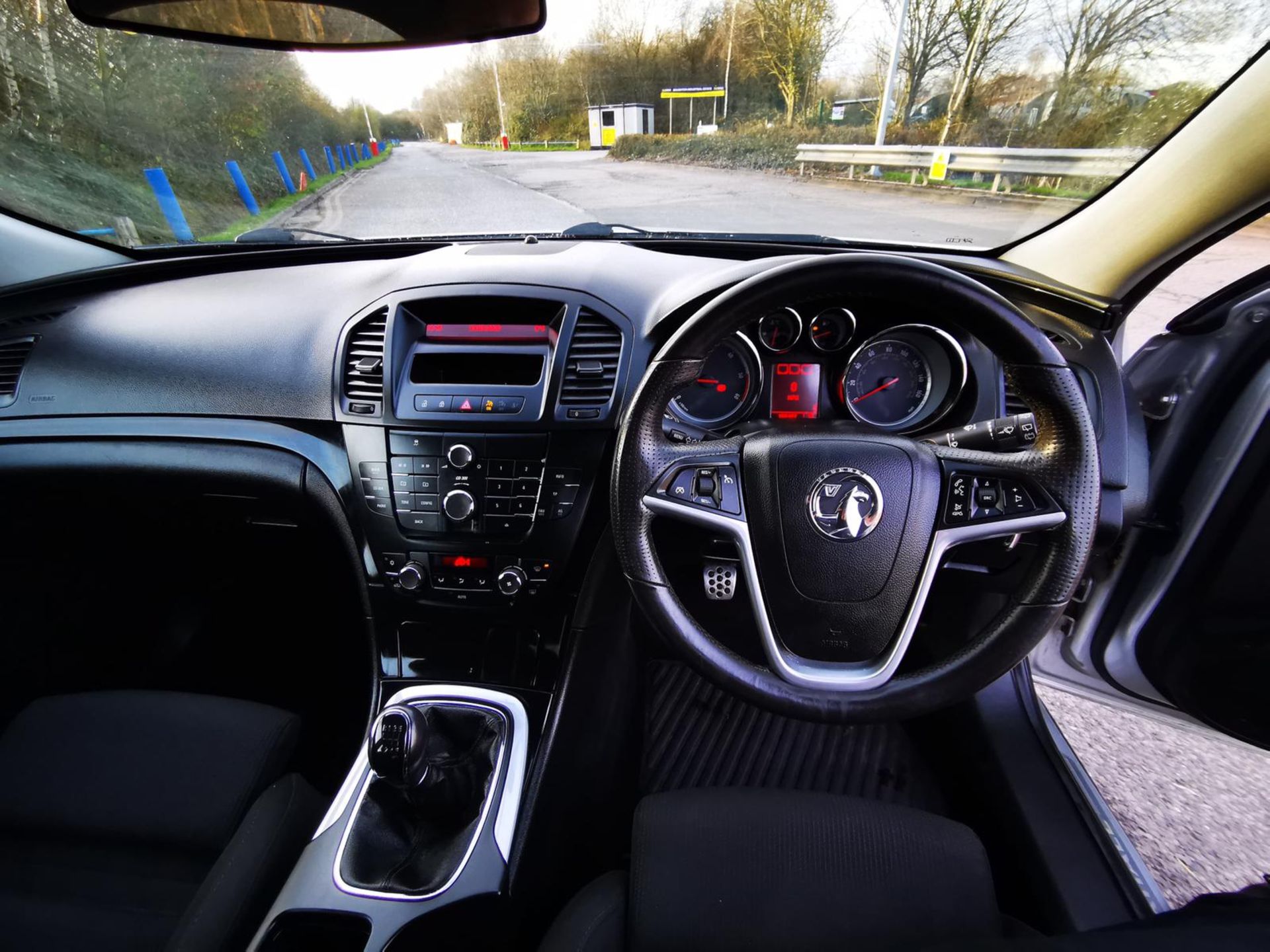 2009/58 REG VAUXHALL INSIGNIA SRI 160 CDTI 2.0 DIESEL 5DR HATCHBACK, SHOWING 3 FORMER KEEPERS - Image 16 of 22