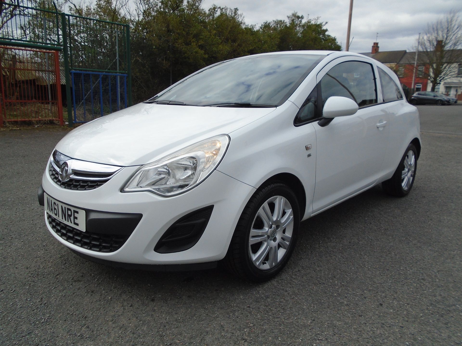 2011/61 REG VAUXHALL CORSA S ECOFLEX 998CC PETROL WHITE 3DR HATCHBACK, SHOWING 3 FORMER KEEPERS - Image 3 of 8