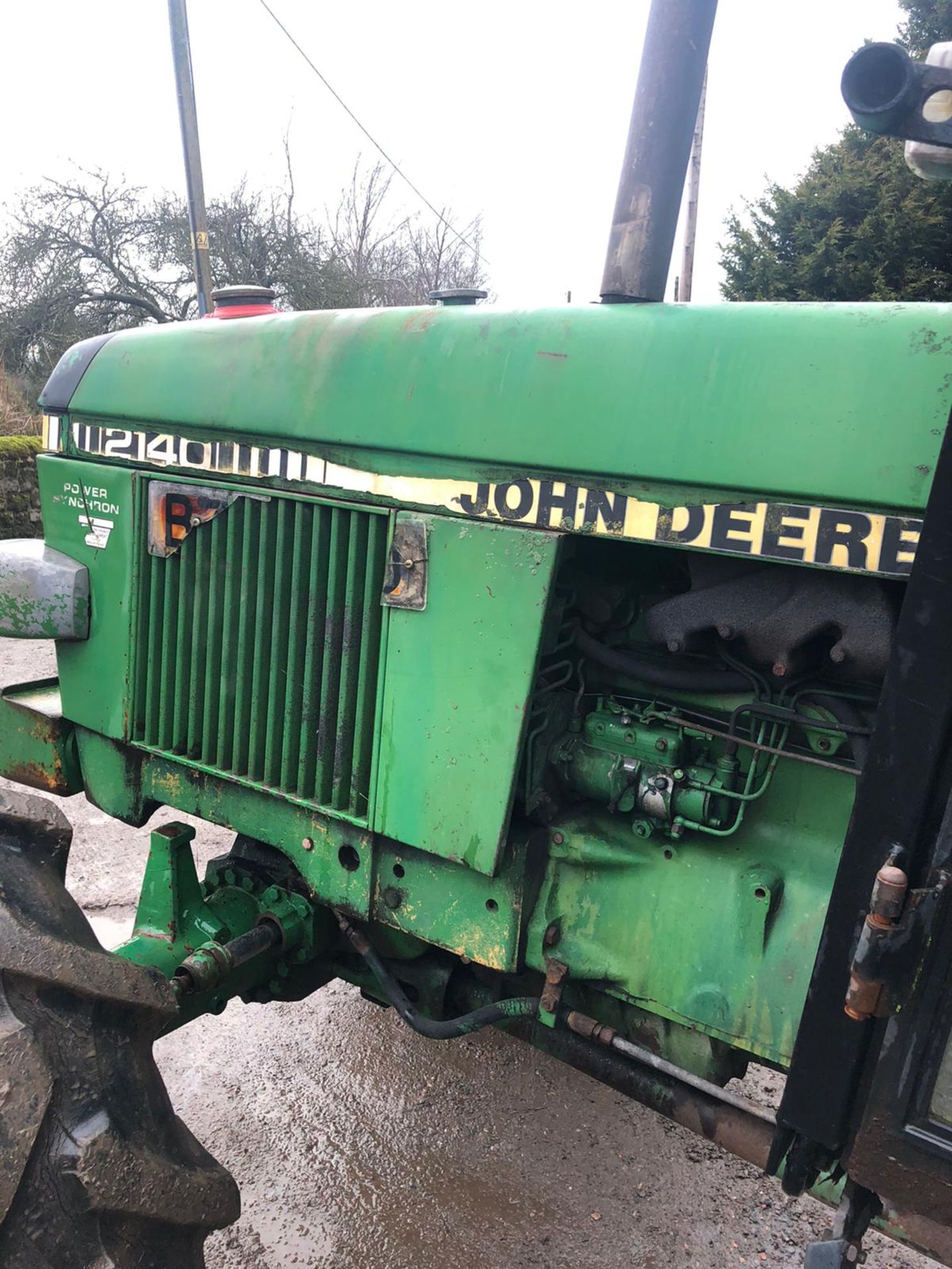 JOHN DEERE 2140 GREEN / YELLOW TRACTOR, 4 WHEEL DRIVE, RUNS, WORKS AND DRIVES *PLUS VAT* - Image 5 of 6