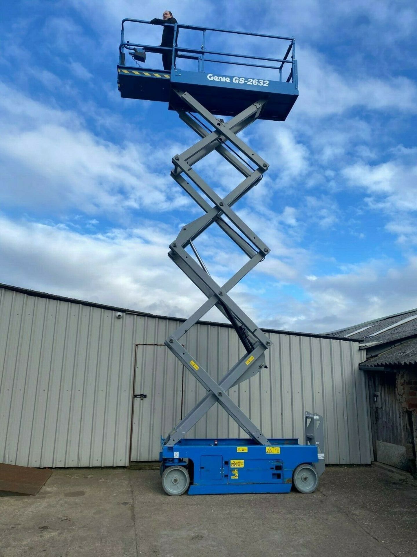 GENIE GS-2632 ACCESS PLATFORM SCISSOR LIFT, YEAR 2014 *PLUS VAT* - Bild 2 aus 9