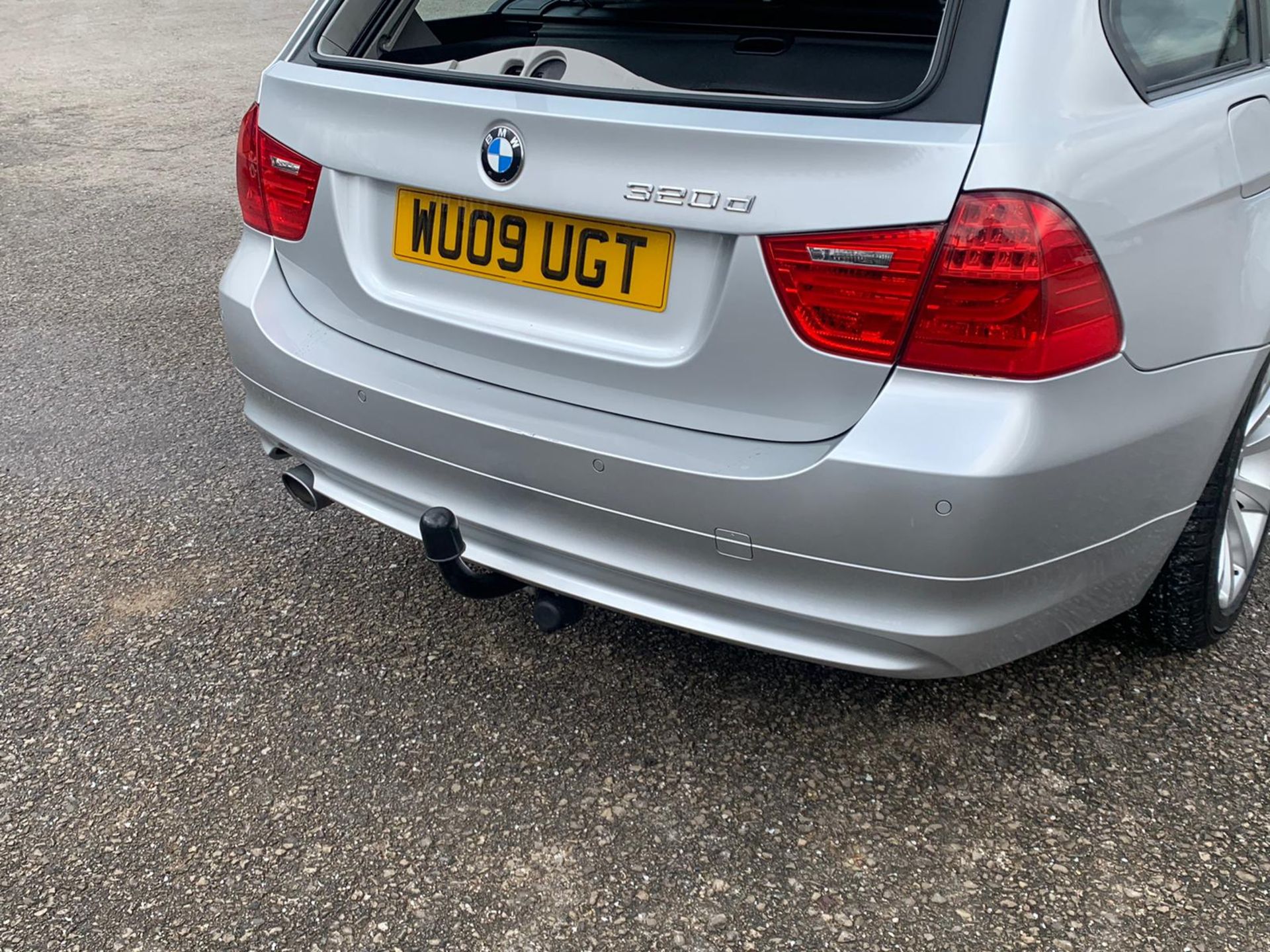 2009/09 REG BMW 320D SE TOURING 2.0 DIESEL SILVER ESTATE, SHOWING 2 FORMER KEEPERS *NO VAT* - Image 6 of 20