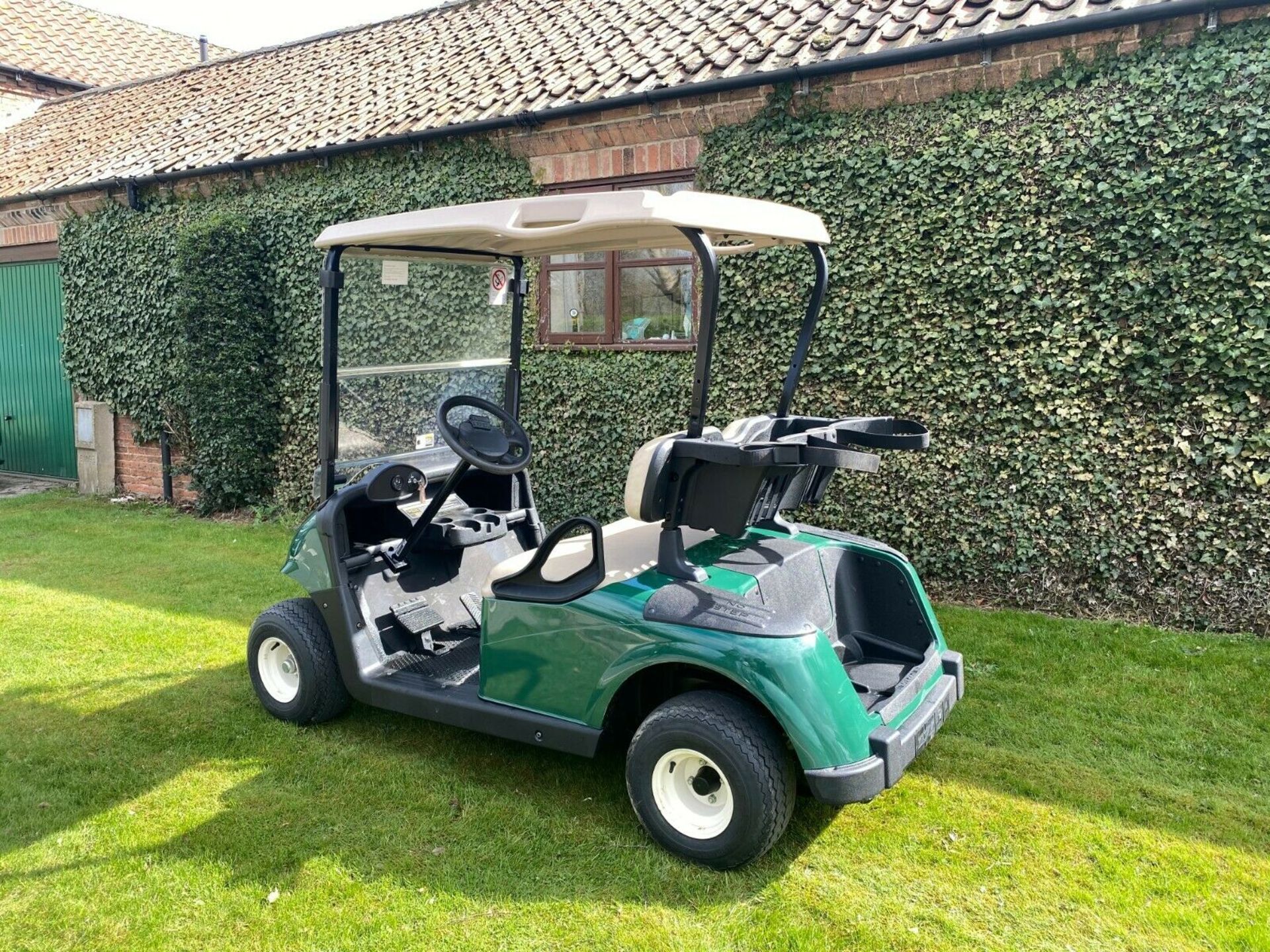 EZGO GOLF BUGGY, KAWASAKI PETROL ENGINE, YEAR 2015, EXCELLENT RUNNER, HAD VERY LITTLE USE *PLUS VAT* - Image 3 of 4