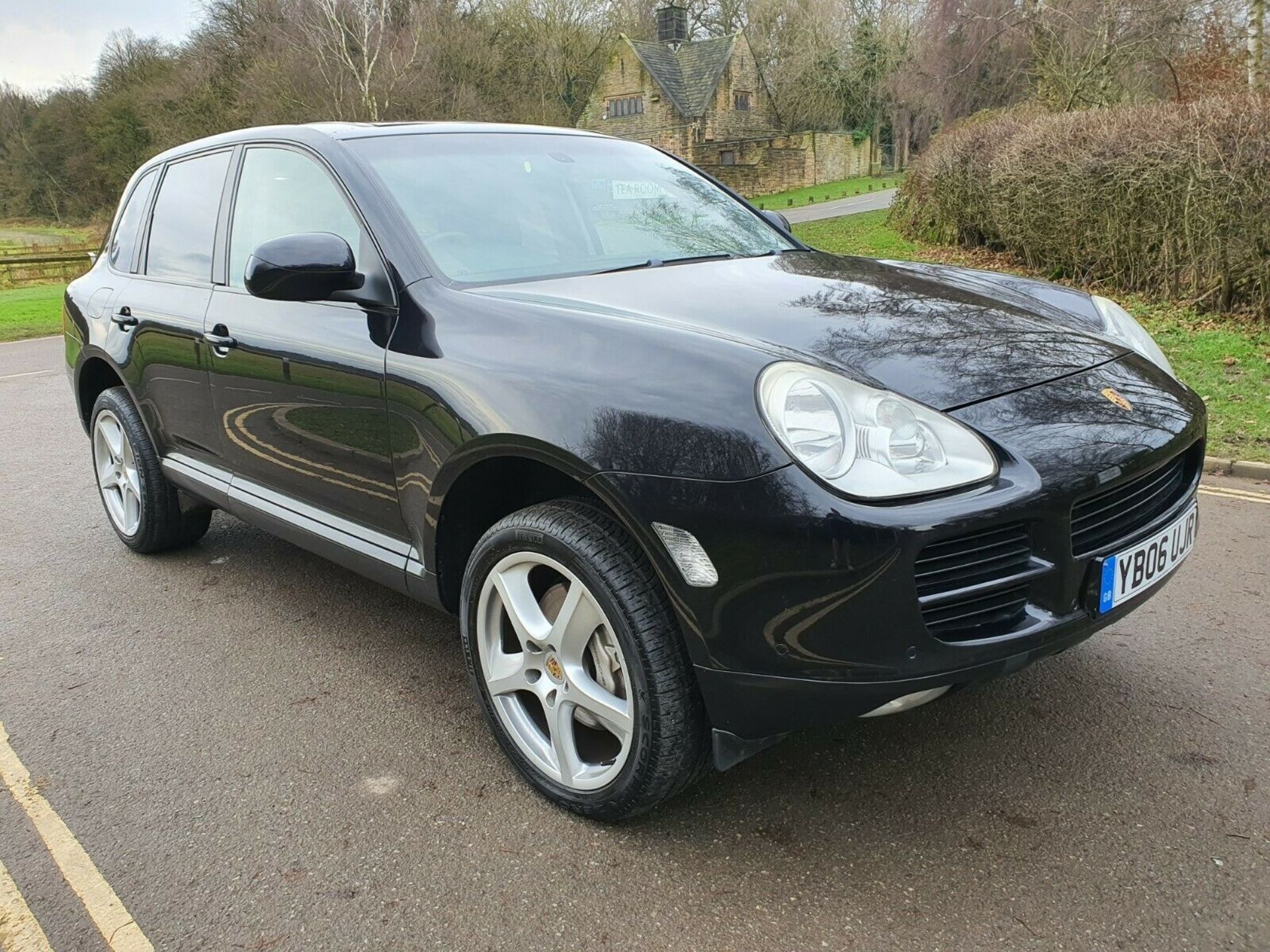 2006/06 REG PORSCHE CAYENNE S TIPTRONIC 4.5L BLACK PETROL 4X4 AUTOMATIC, SAT NAV *NO VAT*