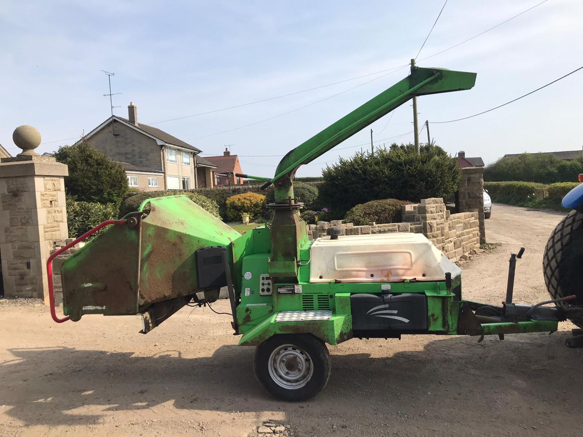 2004 GREENMECH TOWABLE SINGLE AXLE WOOD CHIPPER *PLUS VAT* - Image 2 of 5