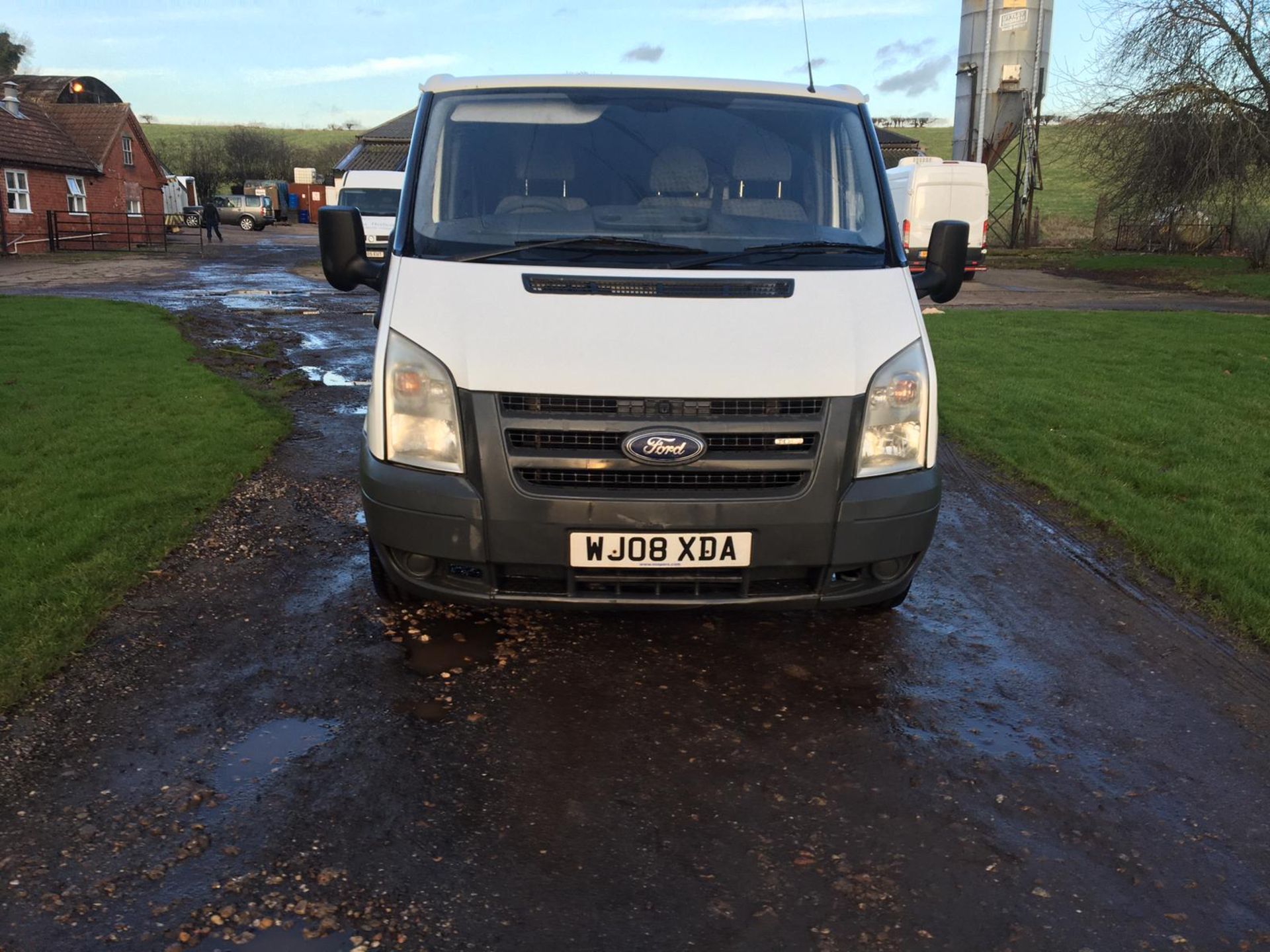 2008/08 REG FORD TRANSIT 85 T260S FWD 2.2 DIESEL PANEL VAN, SHOWING 3 FORMER KEEPERS *NO VAT* - Image 2 of 12