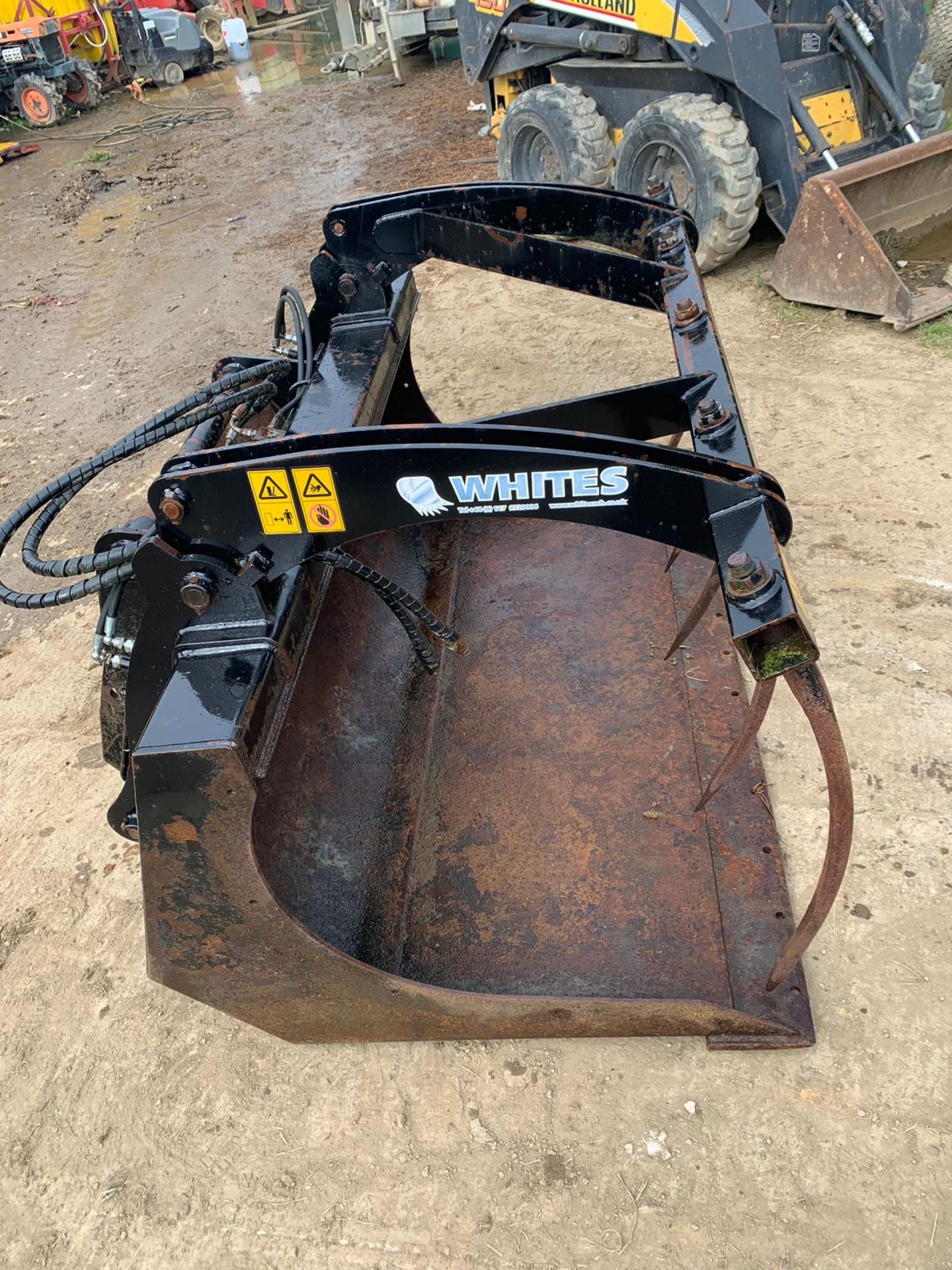 WHITES 1930MM GRAPPLE BUCKET AG SPEC (TO FIT BOBCAT), YEAR 2012, MODEL T2250 *PLUS VAT* - Image 11 of 11