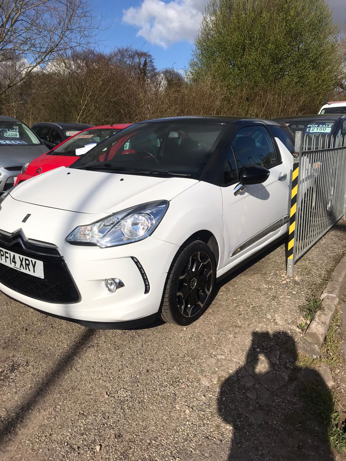 2014/14 REG CITROEN DS3 DSTYLE+ 1.6 PETROL WHITE 3DR HATCHBACK, SHOWING 3 FORMER KEEPERS *NO VAT* - Image 3 of 11