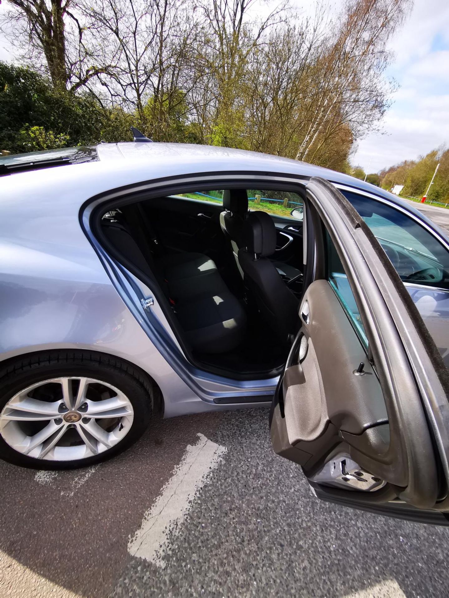 2009/09 REG VAUXHALL INSIGNIA EXCLUSIVE 160CDTI 2.0 DIESEL SILVER 5 DOOR HATCHBACK *NO VAT* - Image 8 of 15