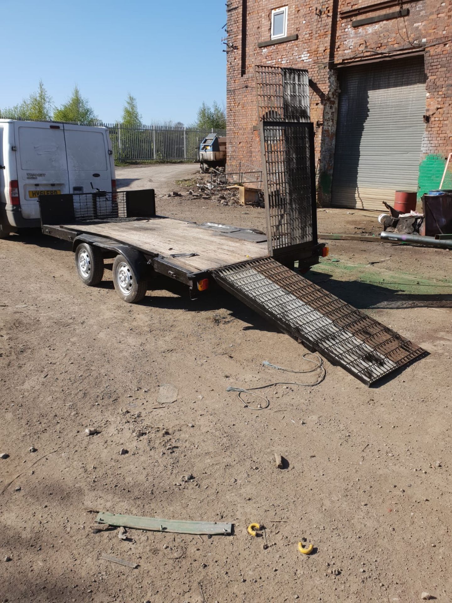 TWIN AXLE TRANSPORTER TRAILER, C/W WINCH & RAMPS, 6FT X 12FT, LIGHTS WORK *NO VAT*