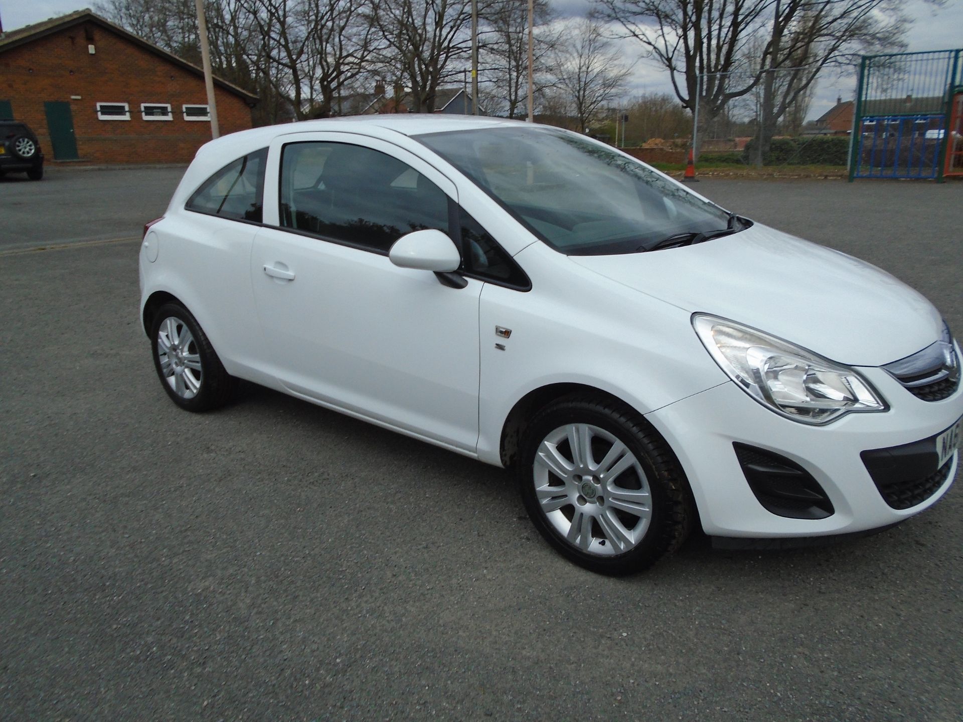 2011/61 REG VAUXHALL CORSA S ECOFLEX 998CC PETROL WHITE 3DR HATCHBACK, SHOWING 3 FORMER KEEPERS