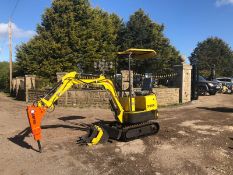 BRAND NEW MINI TRACKED EXCAVATOR MICRO RHINOCEROS XN08 - X3 BUCKET + ROCK BREAKER *PLUS VAT*