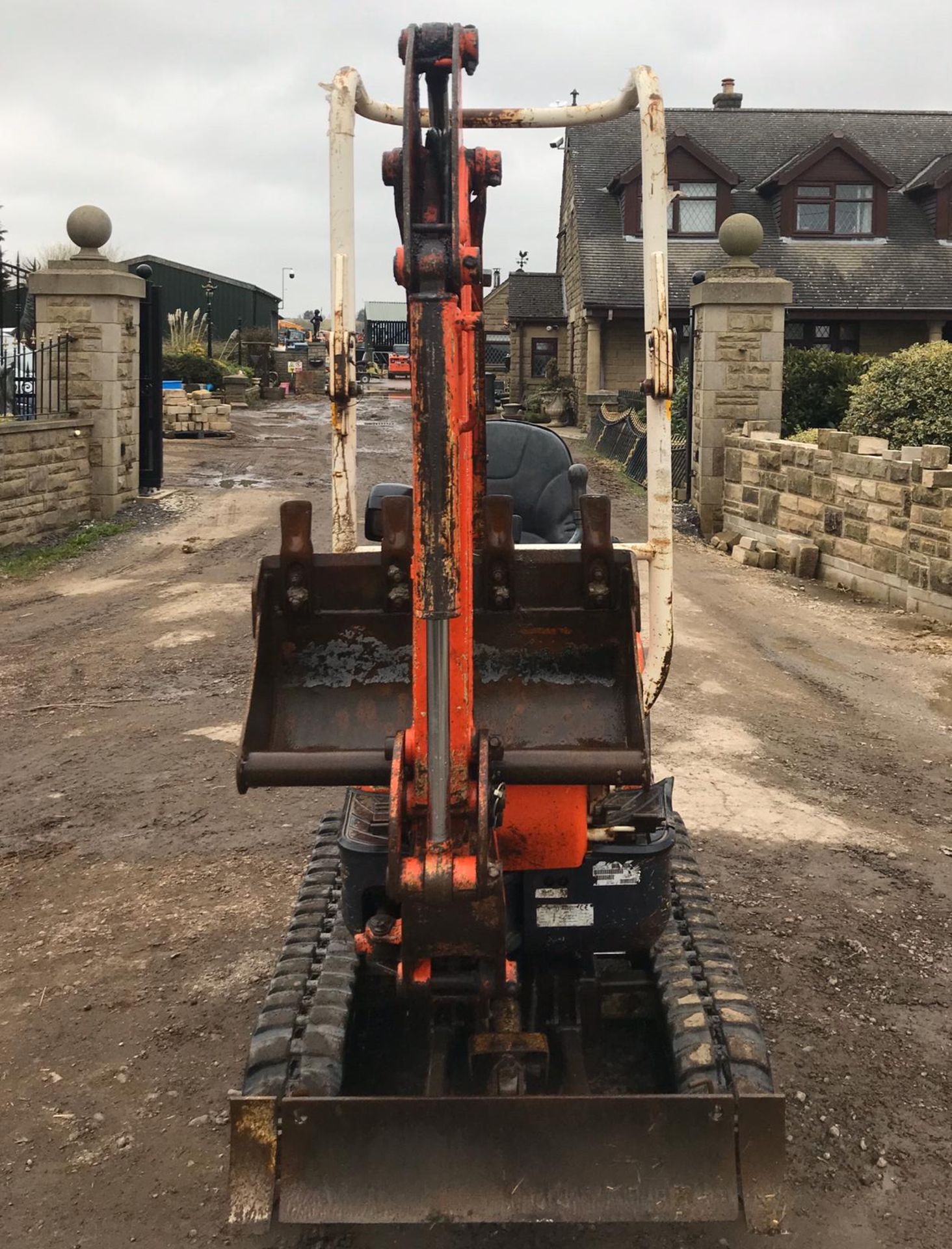 KUBOTA U10-3 TRACKED CRAWLER MICRO DIGGER / EXCAVATOR, YEAR 2011, RUNS, WORKS AND DIGS *PLUS VAT* - Image 4 of 8