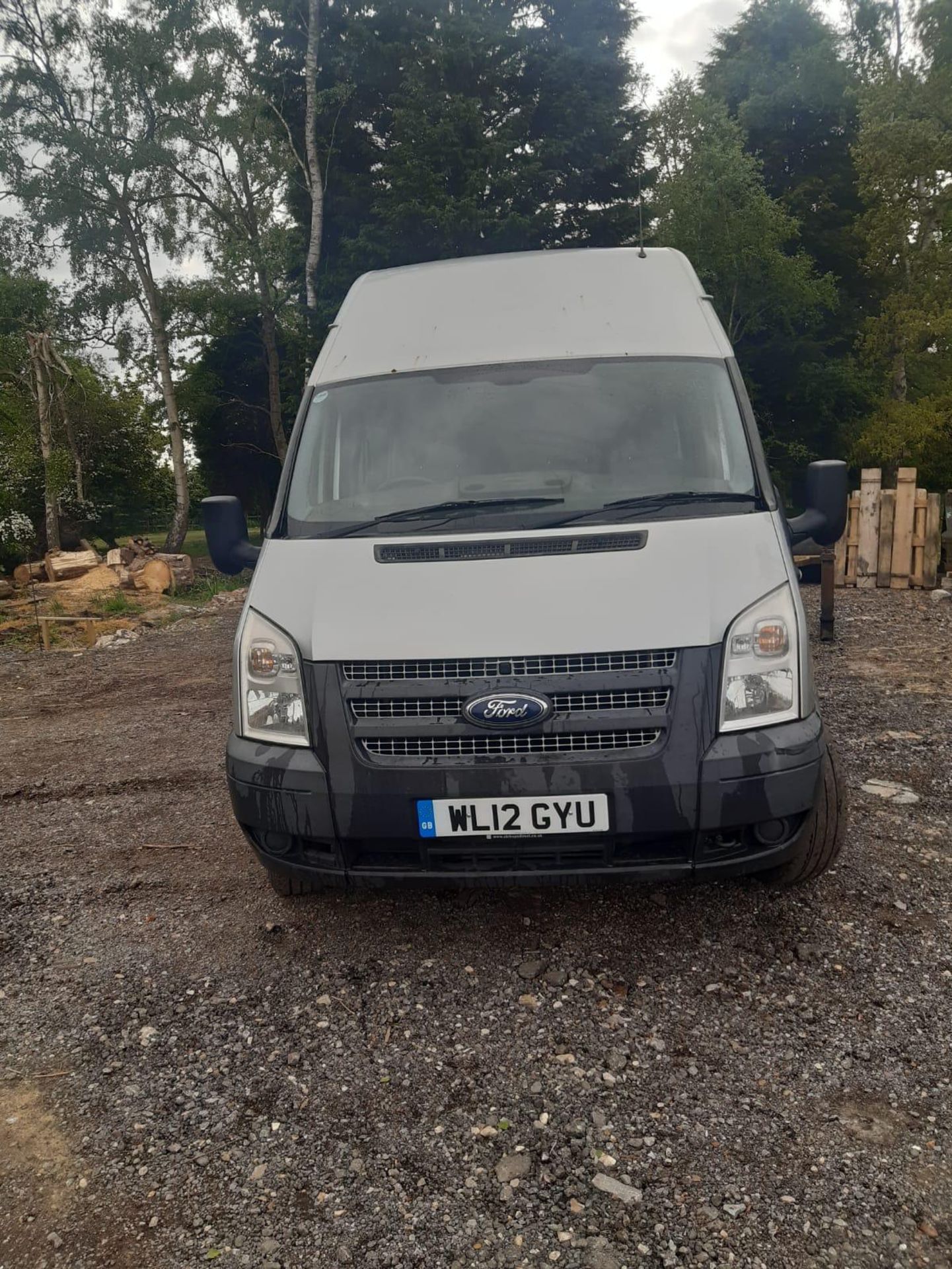 2012/12 REG FORD TRANSIT 155 T350 RWD 2.2 DIESEL FACTORY CREW VAN WITH SIDE WINDOWS, 6 SEAT *NO VAT* - Image 2 of 11