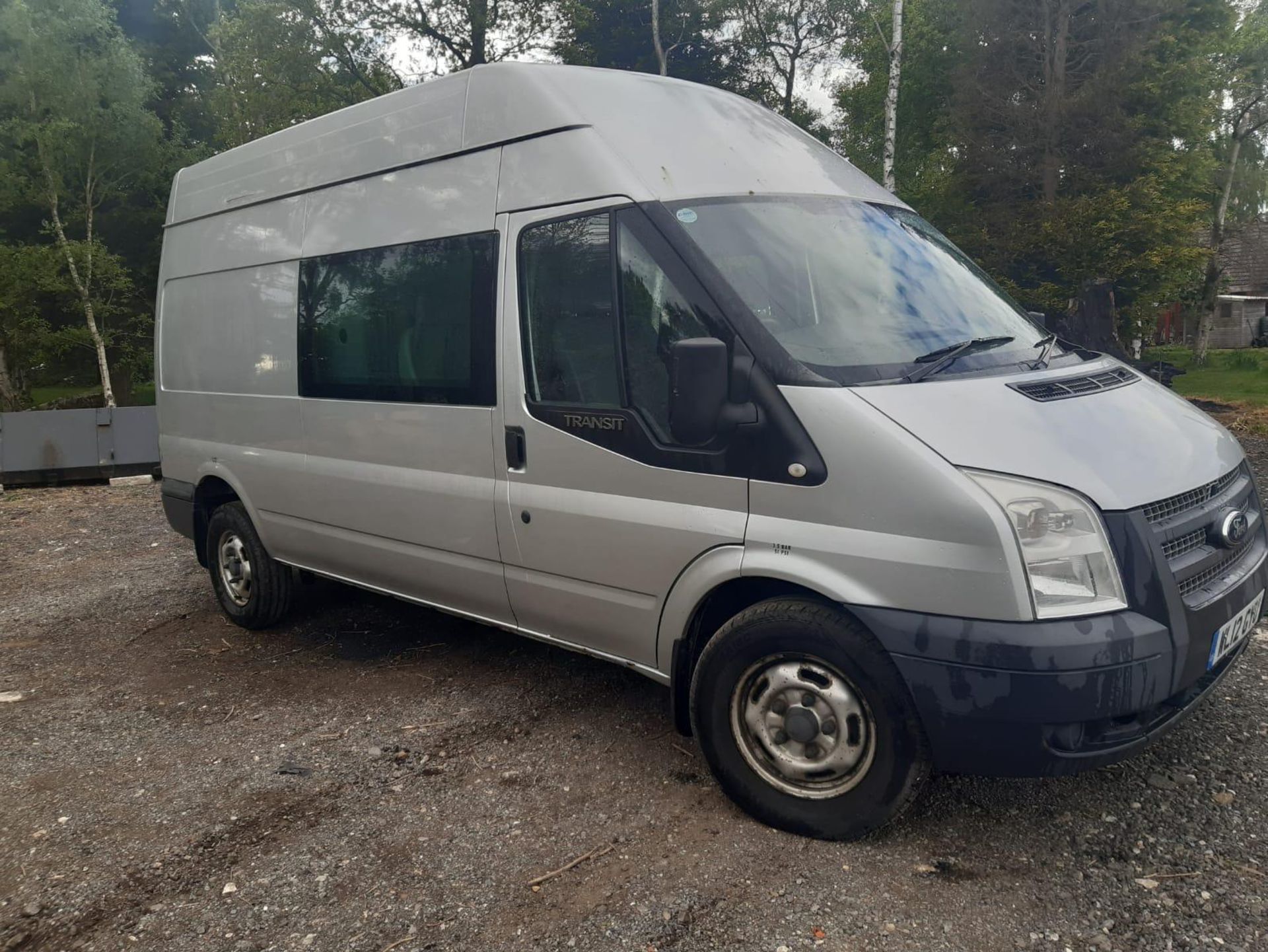 2012/12 REG FORD TRANSIT 155 T350 RWD 2.2 DIESEL FACTORY CREW VAN WITH SIDE WINDOWS, 6 SEAT *NO VAT*