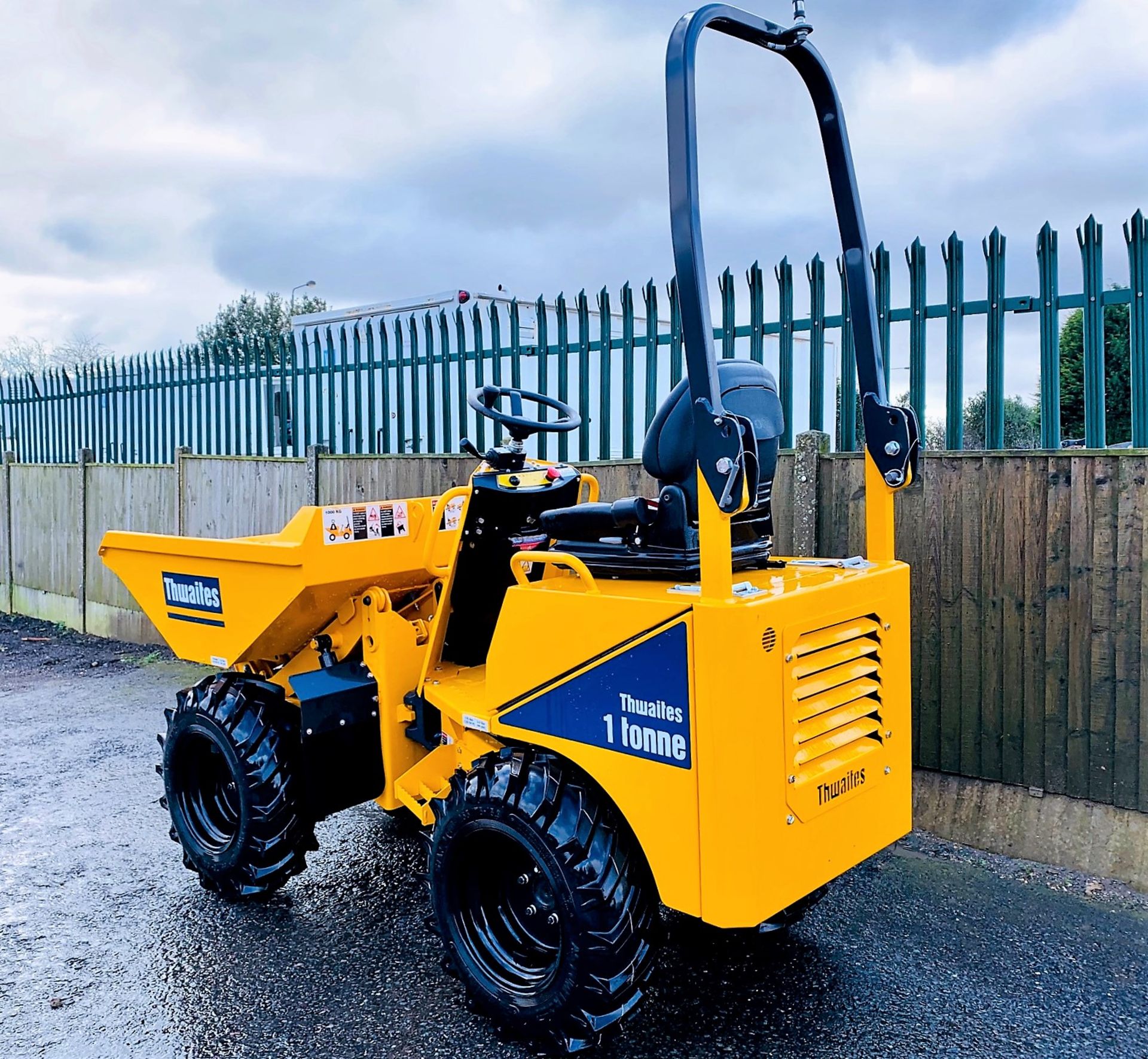 ONLY 1 HOUR! 2019 THWAITES MACH 201 1 TONNE HIGH TIP DUMPER, NEW / UNUSED, CE MARKED *PLUS VAT* - Image 2 of 13