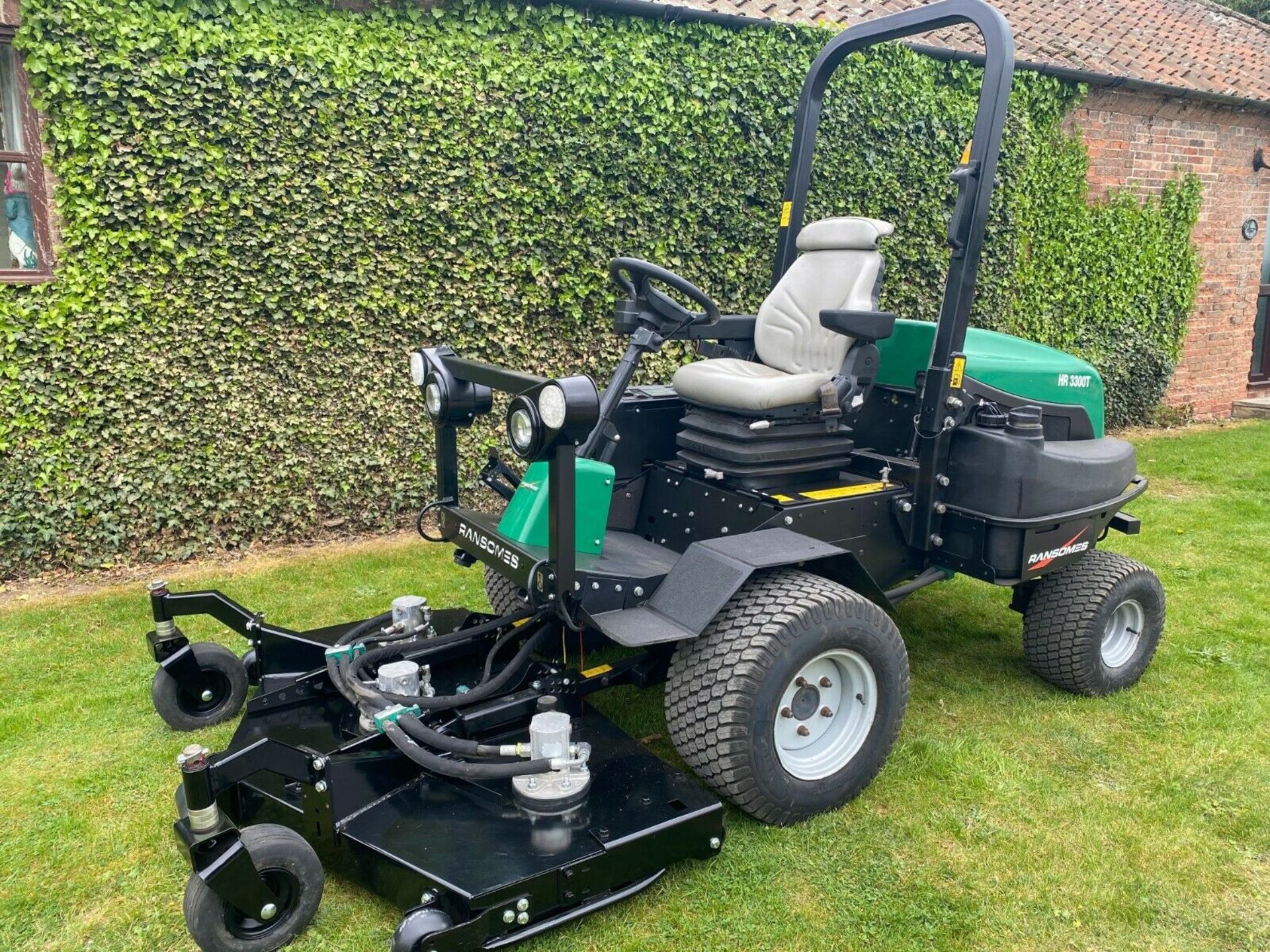 RANSOMES HR3300T UPFRONT ROTARY, 60" CUT, 4x4, DIESEL, YEAR 2014, RIDE ON MOWER *PLUS VAT* - Image 2 of 10