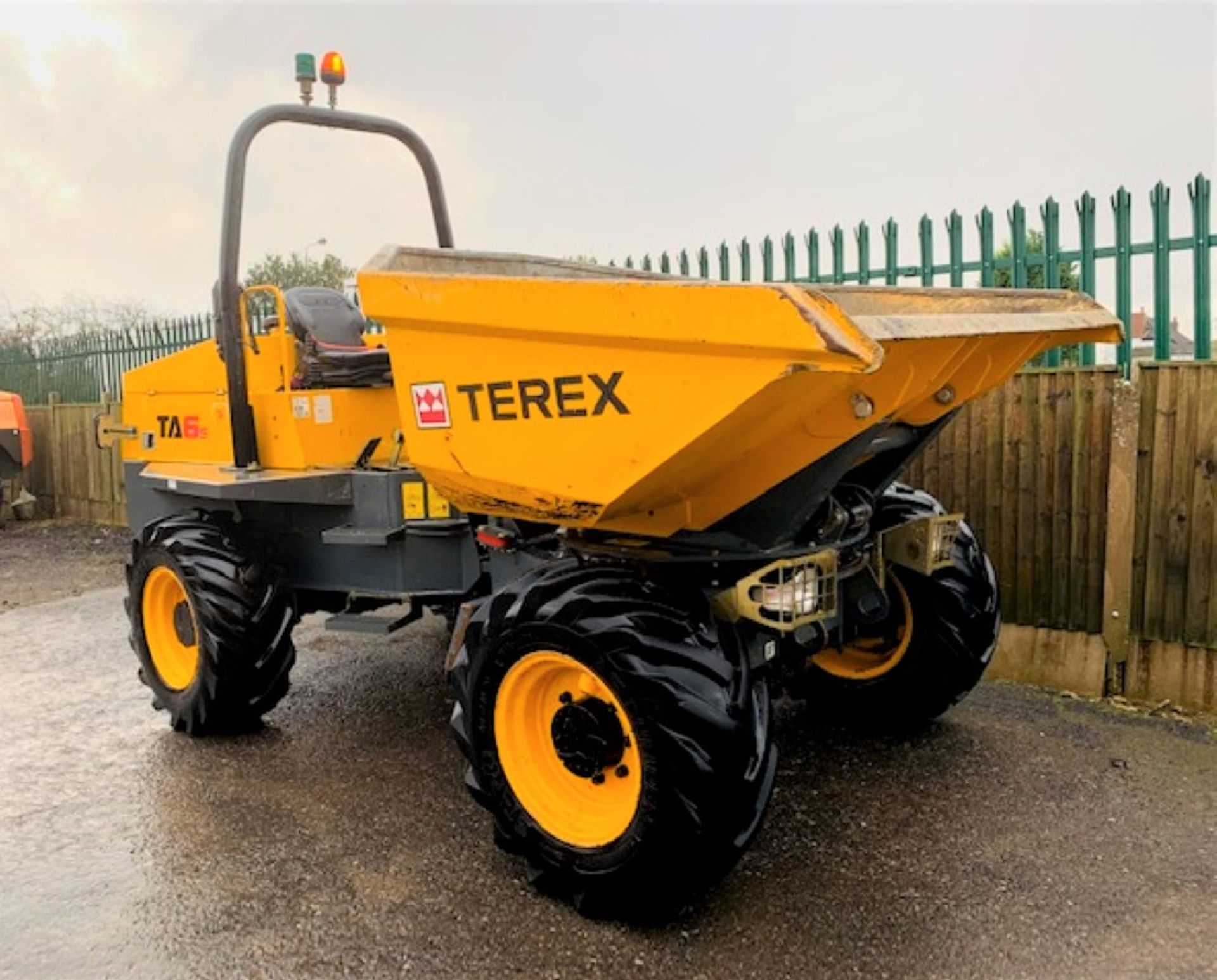 TEREX TA6 S SWIVEL DUMPER, YEAR 2017, 680 HOURS, GOOD TYRES, ORANGE AND GREEN BEACONS, CE MARKED - Image 7 of 12