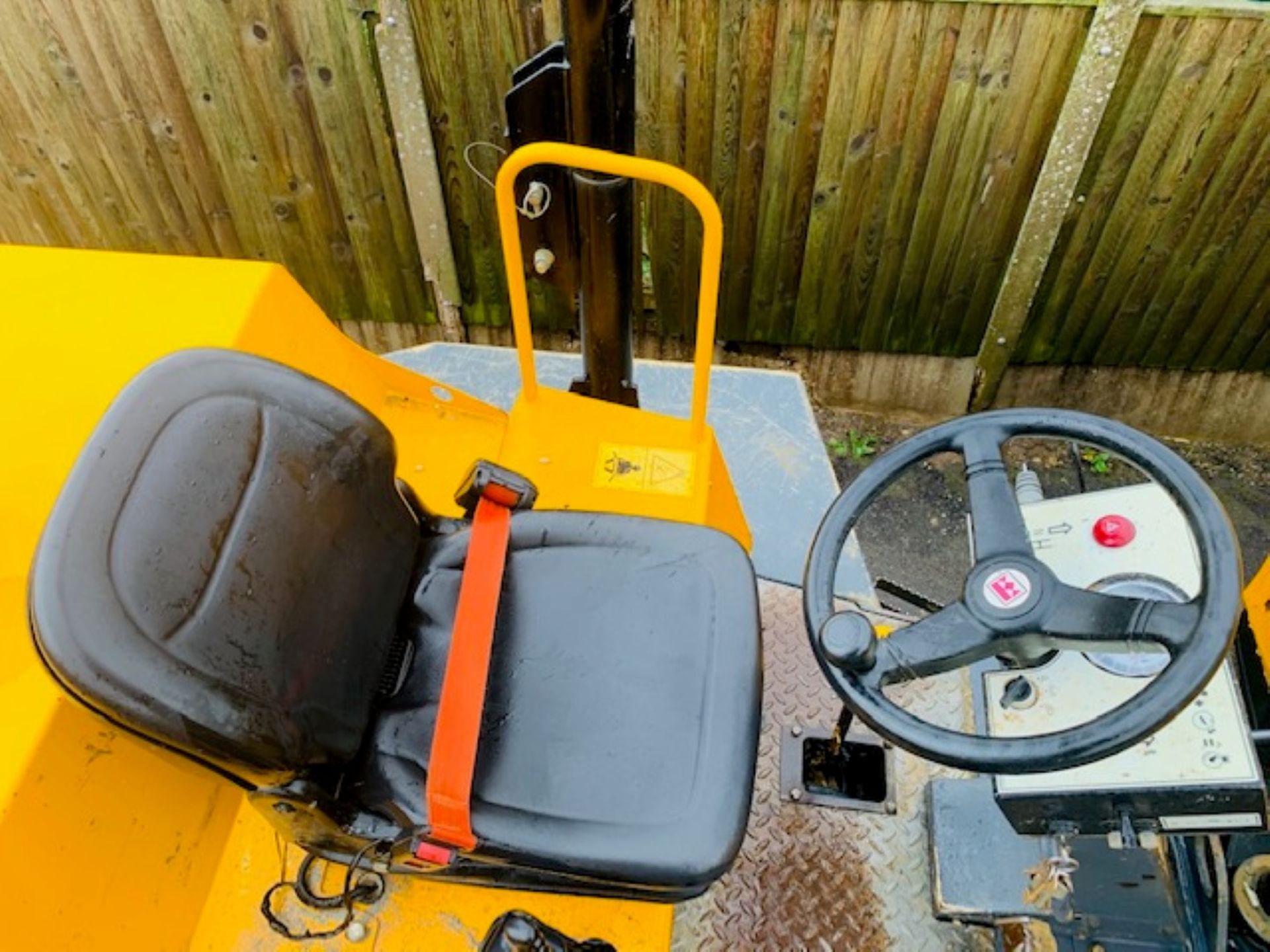 TEREX TA6 S SWIVEL DUMPER, YEAR 2017, 680 HOURS, GOOD TYRES, ORANGE AND GREEN BEACONS, CE MARKED - Image 11 of 12