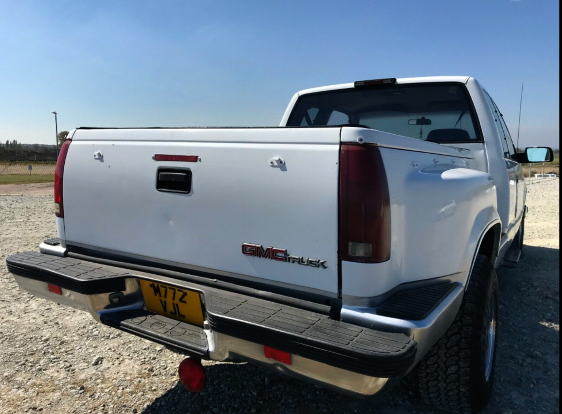 GMC SIERRA 5.0 V8 AUTO 1994 VERY VERY CLEAN - Image 5 of 10