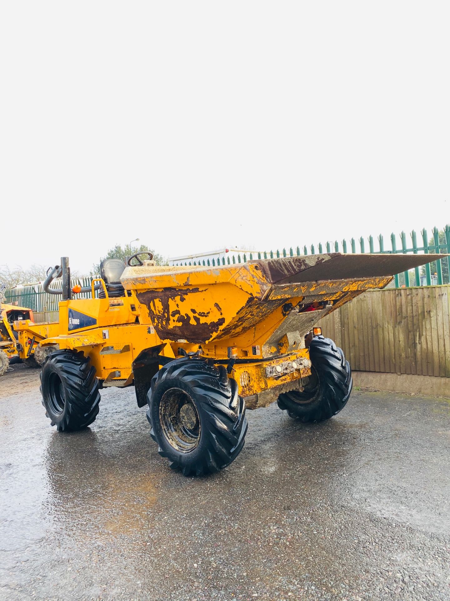 THWAITES MACH666 6 TONNE SWIVEL DUMPER, YEAR 2012, 1495 HOURS, GOOD TYRES, CE MARKED *PLUS VAT* - Image 5 of 11