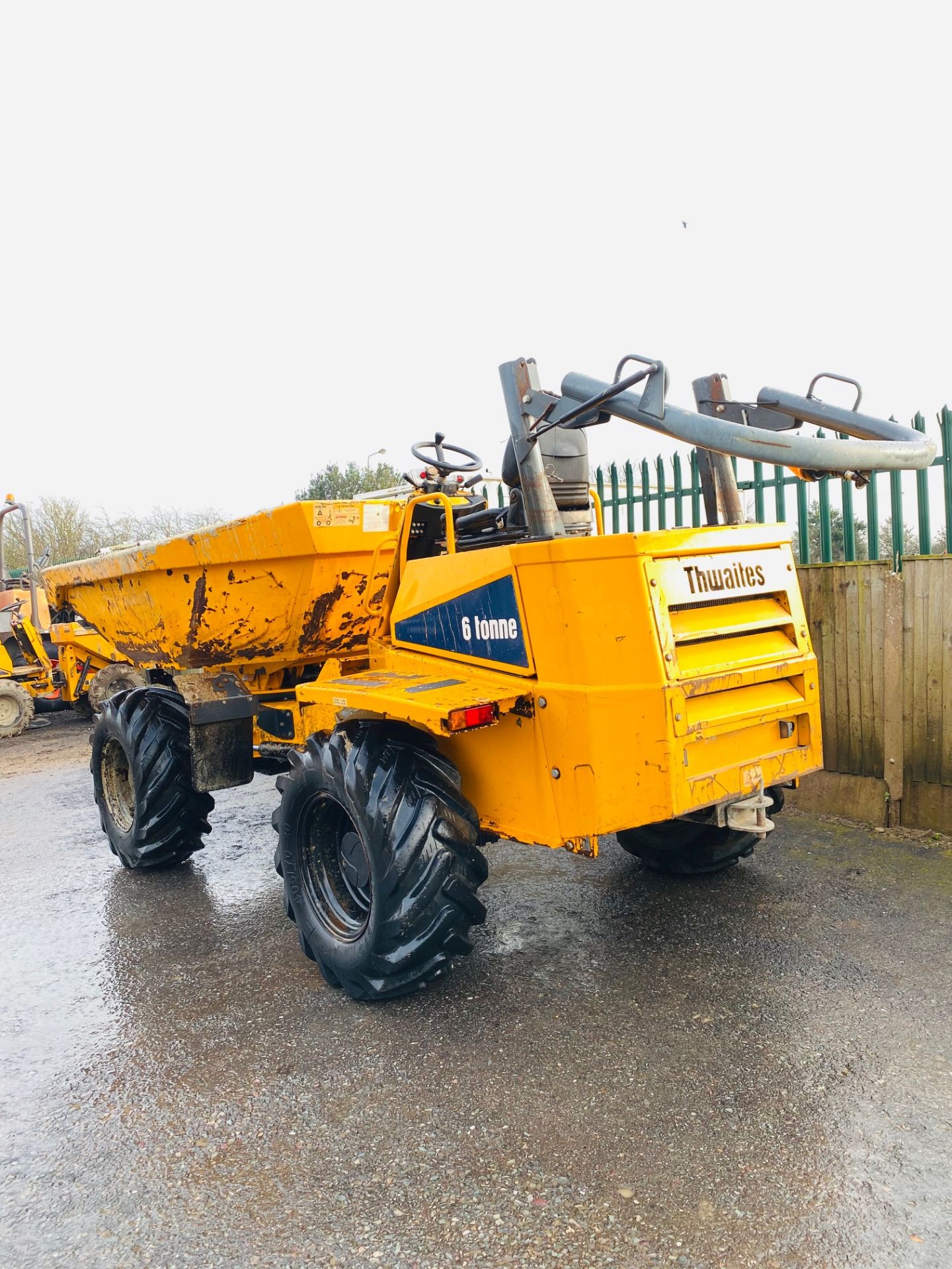 THWAITES MACH666 6 TONNE SWIVEL DUMPER, YEAR 2012, 1495 HOURS, GOOD TYRES, CE MARKED *PLUS VAT* - Image 2 of 11