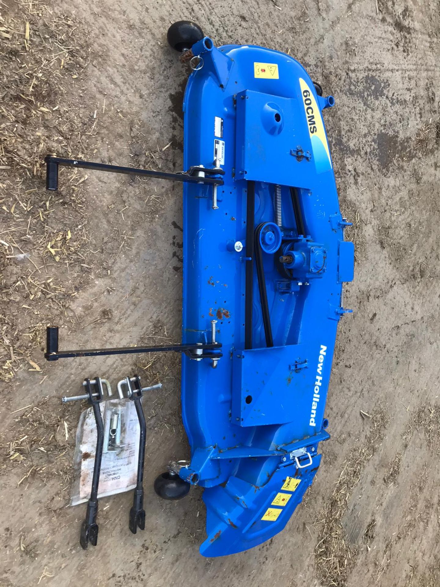 BRAND NEW UNUSED NEW HOLLAND 60CMS 3 CUTTING BLADES 60 INCH *NO VAT* - Image 4 of 5