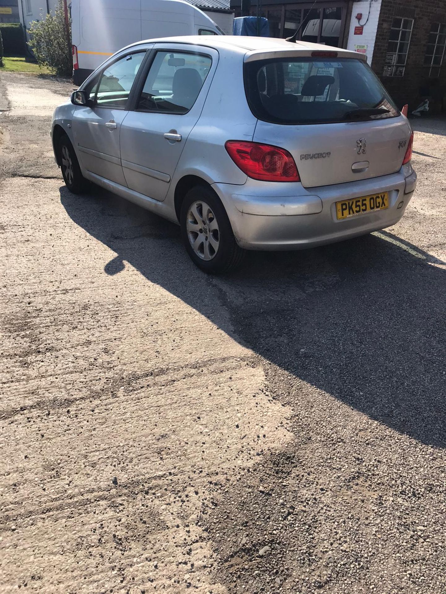 2006/55 REG PEUGEOT 307 S 1.6 PETROL 5DR HATCHBACK, SHOWING 3 FORMER KEEPERS *NO VAT* - Image 4 of 8