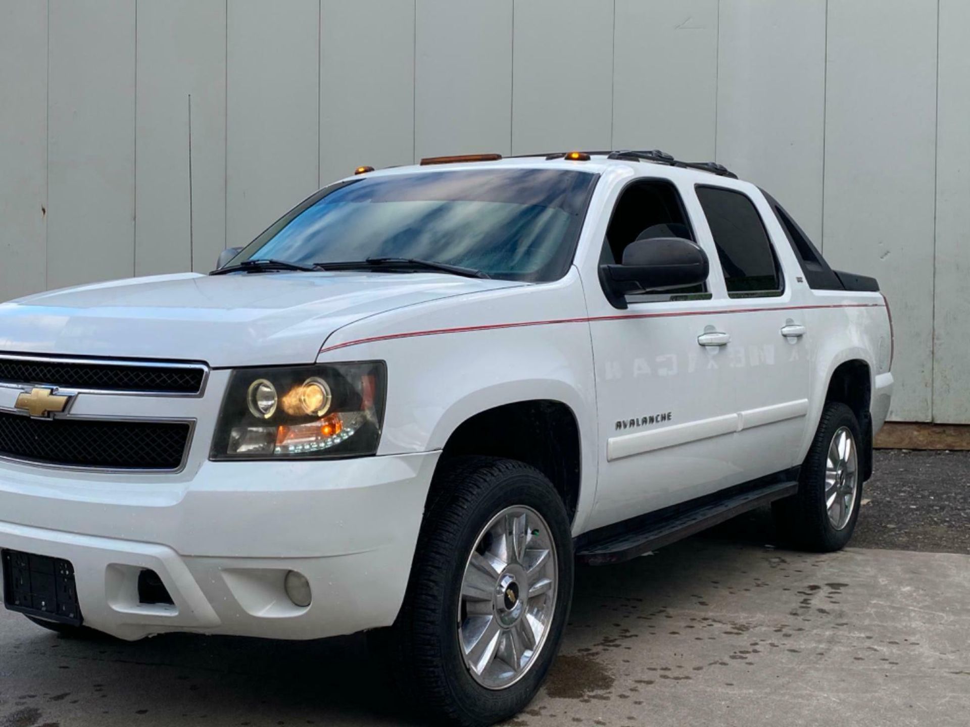 CHEVROLET AVALANCHE LTZ 4x4 OFFROADER LIKE TAHOE SILVERADO AMERICAN PICKUP LHD - Image 3 of 12