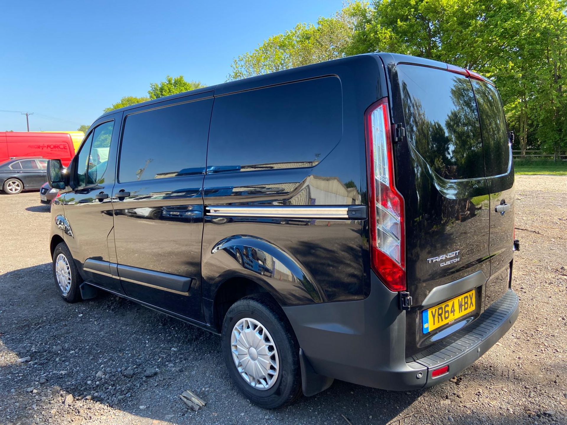 2015/64 REG FORD TRANSIT CUSTOM 270 TREND ETE 2.2 DIESEL PANEL VAN, SHOWING 0 FORMER KEEPERS - Image 5 of 13