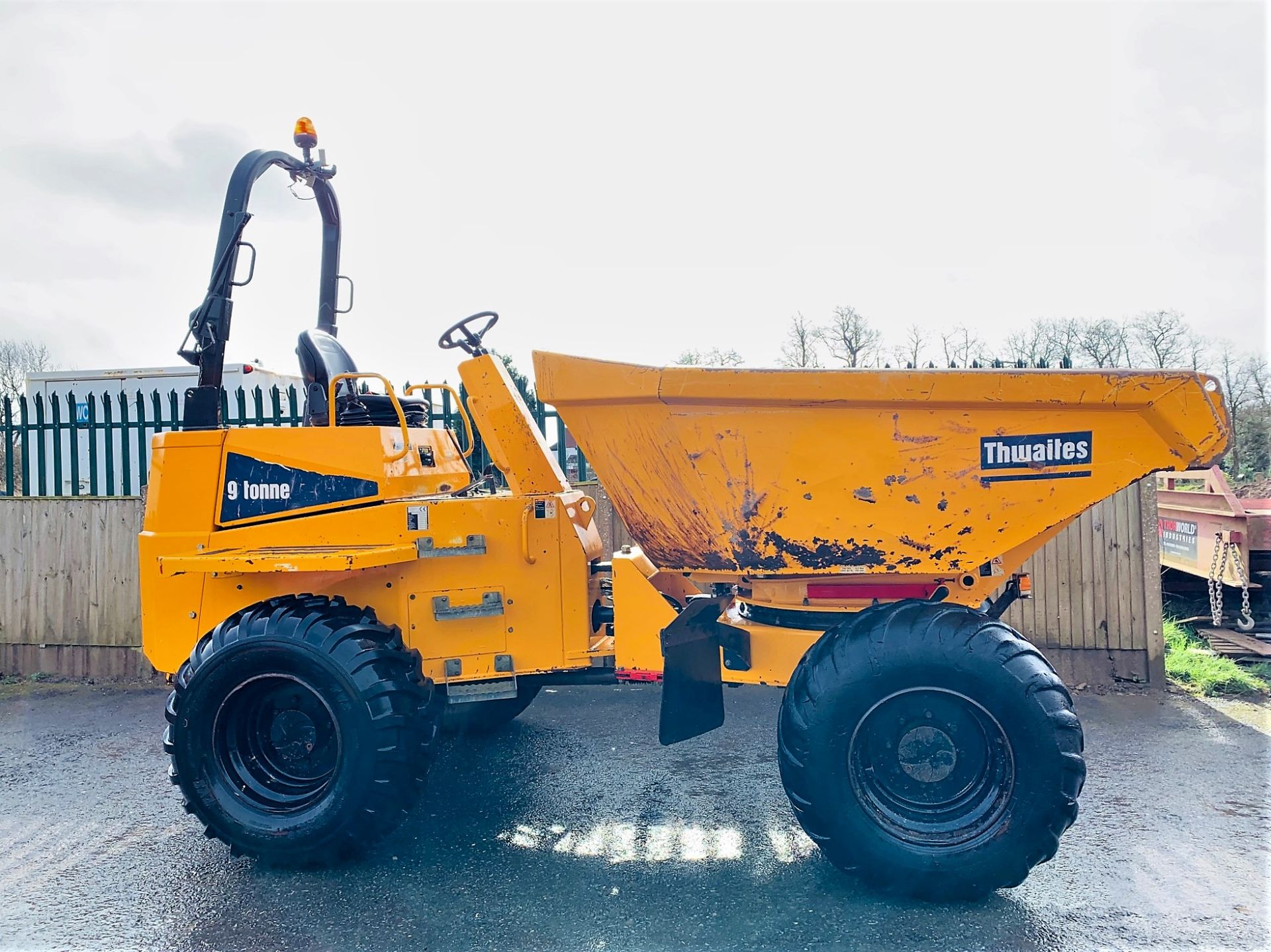 THWAITES 9 TONNE SWIVEL DUMPER, YEAR 2015, 1618 HOURS, ORANGE BEACON, CE MARKED *PLUS VAT* - Image 6 of 11