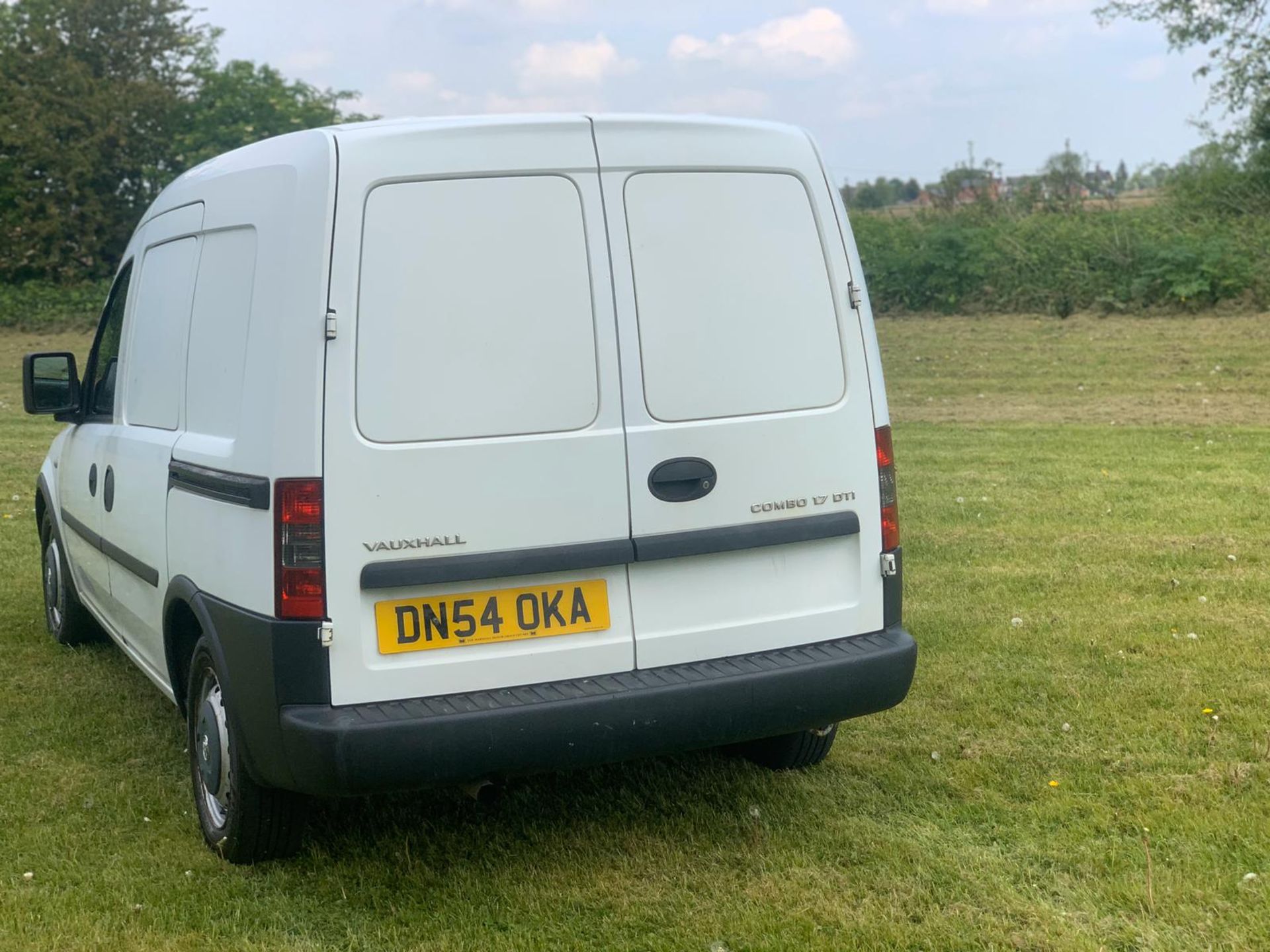 2004/54 REG VAUXHALL COMBO 1700 DTI 1.7 DIESEL CAR DERIVED VAN WHITE *NO VAT* - Image 4 of 9