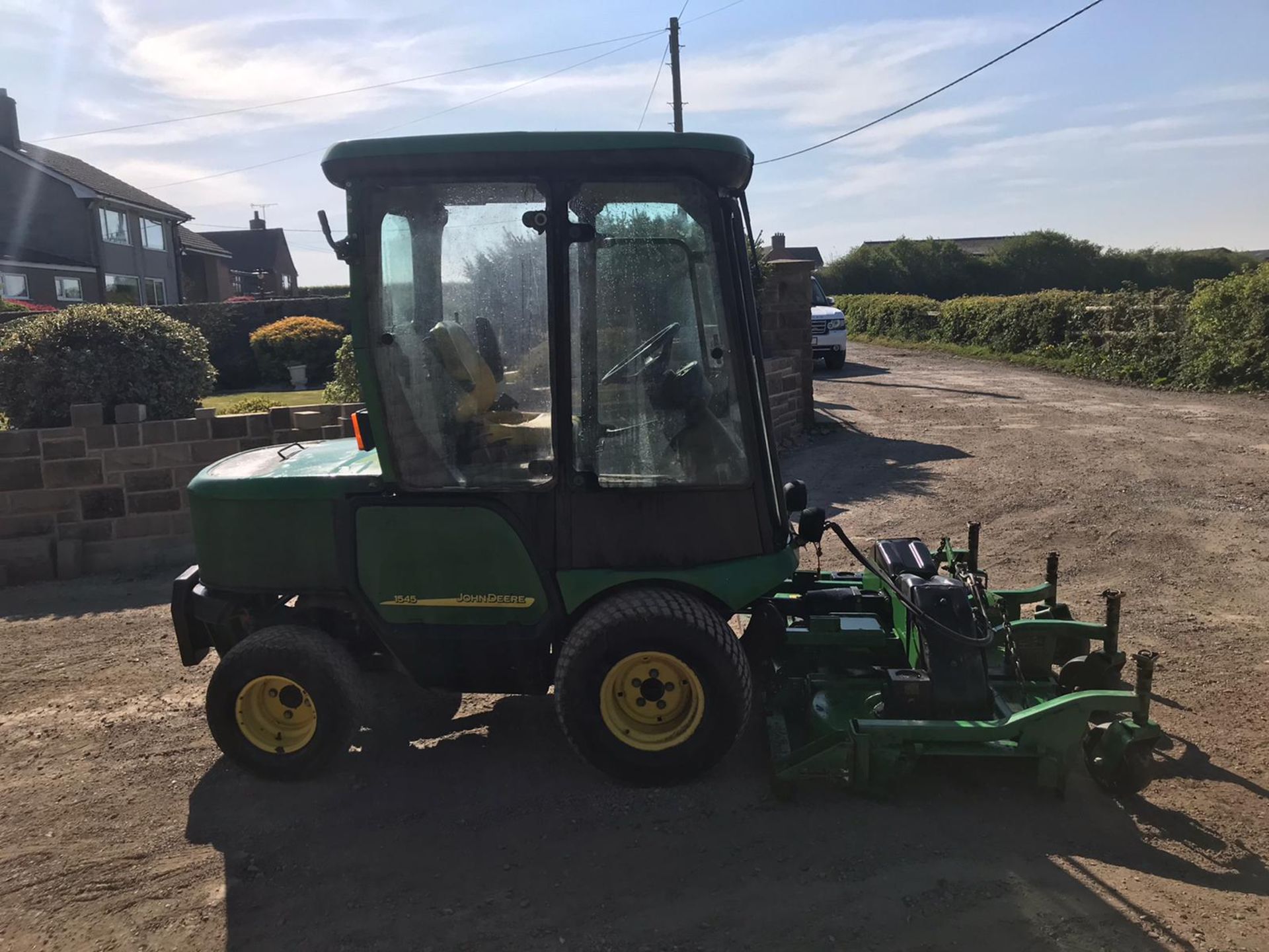 2006 JOHN DEERE 1545 UPFRONT MOWER, RUNS, DRIVES AND CUTS *PLUS VAT* - Image 4 of 5