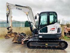 BOBCAT E85 RUBBER TRACKED DIGGER / EXCAVATOR, YEAR 2016, 3321 HOURS, AIR CON, 4 X BUCKETS *PLUS VAT*