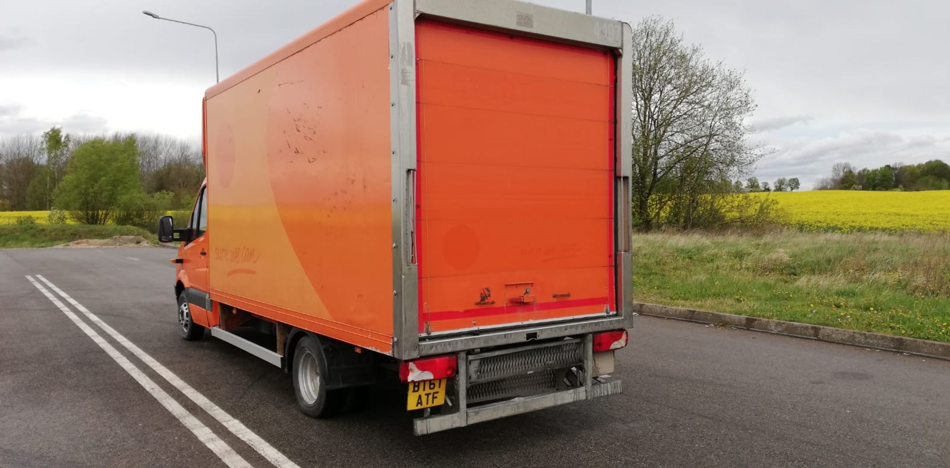 2011/11 REG MERCEDES-BENZ SPRINTER 513 CDI 2.2 DIESEL ORANGE LHD BOX VAN, SHOWING 1 FORMER KEEPER - Image 6 of 13