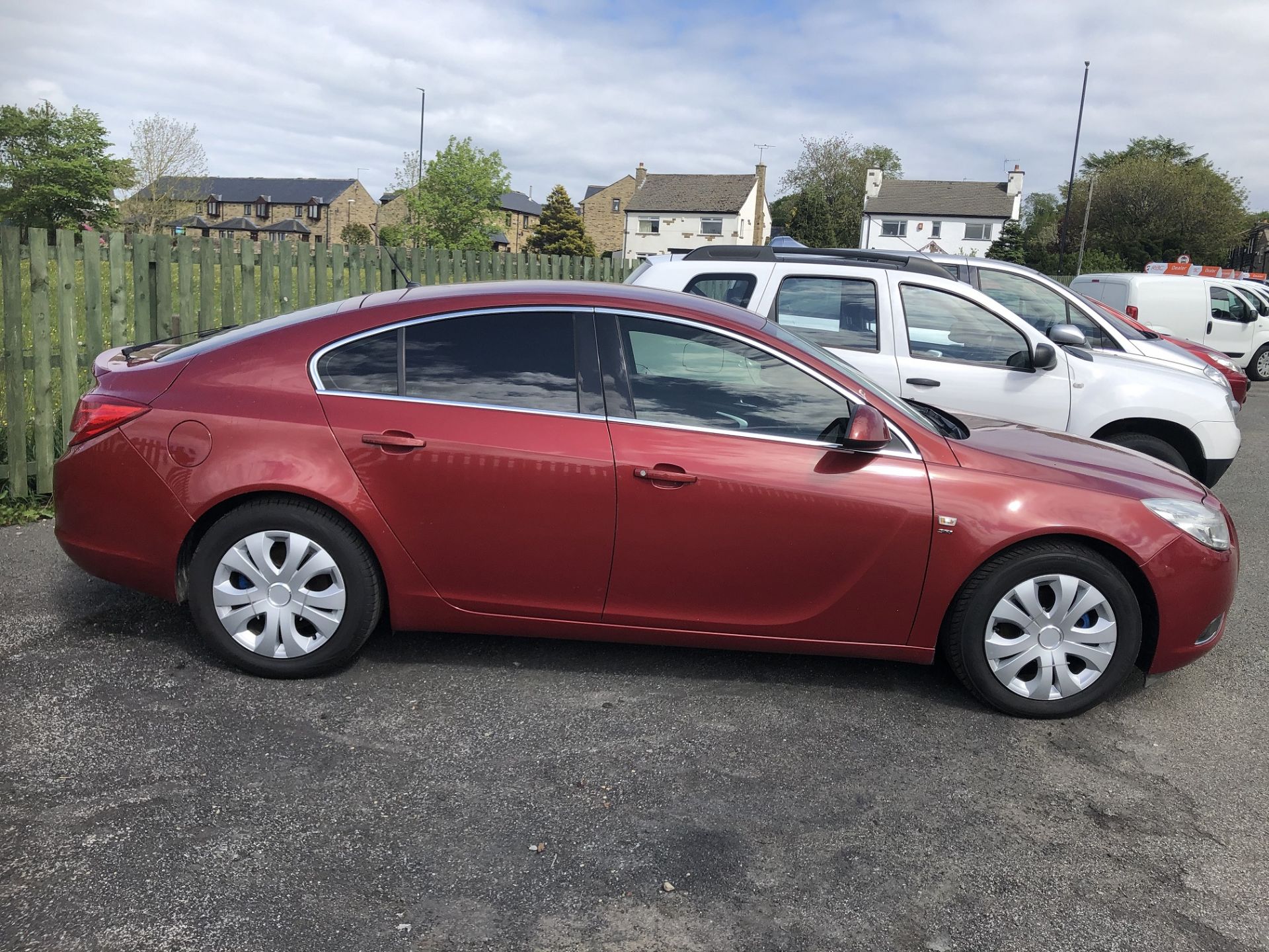 2010/10 REG VAUXHALL INSIGNIA SRI 130 CDTI 2.0 DIESEL RED 5 DOOR HATCHBACK, SHOWING 3 FORMER KEEPERS - Image 6 of 17