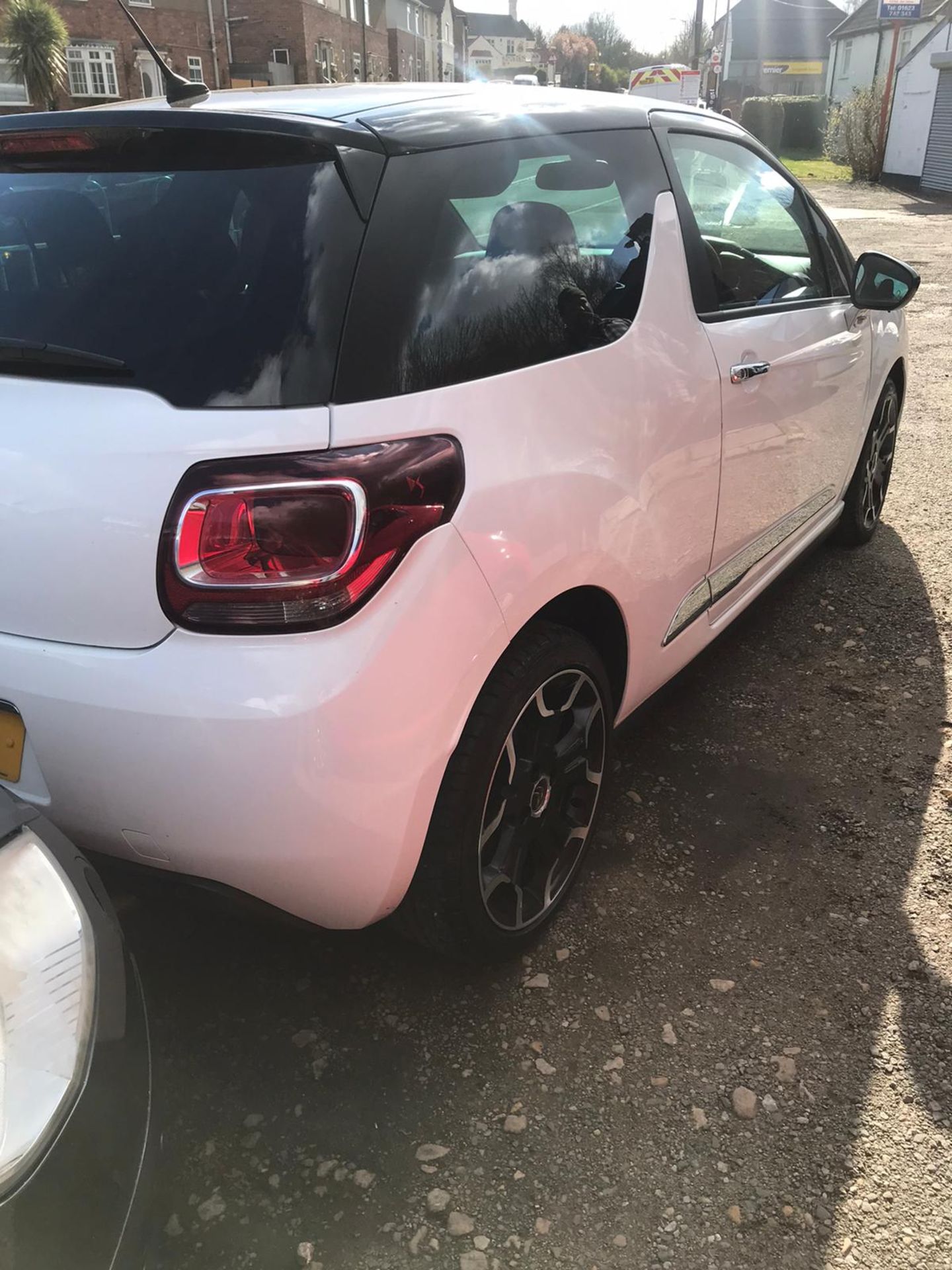 2014/14 REG CITROEN DS3 DSTYLE+ 1.6 PETROL WHITE 3DR HATCHBACK, SHOWING 3 FORMER KEEPERS *NO VAT* - Image 5 of 11