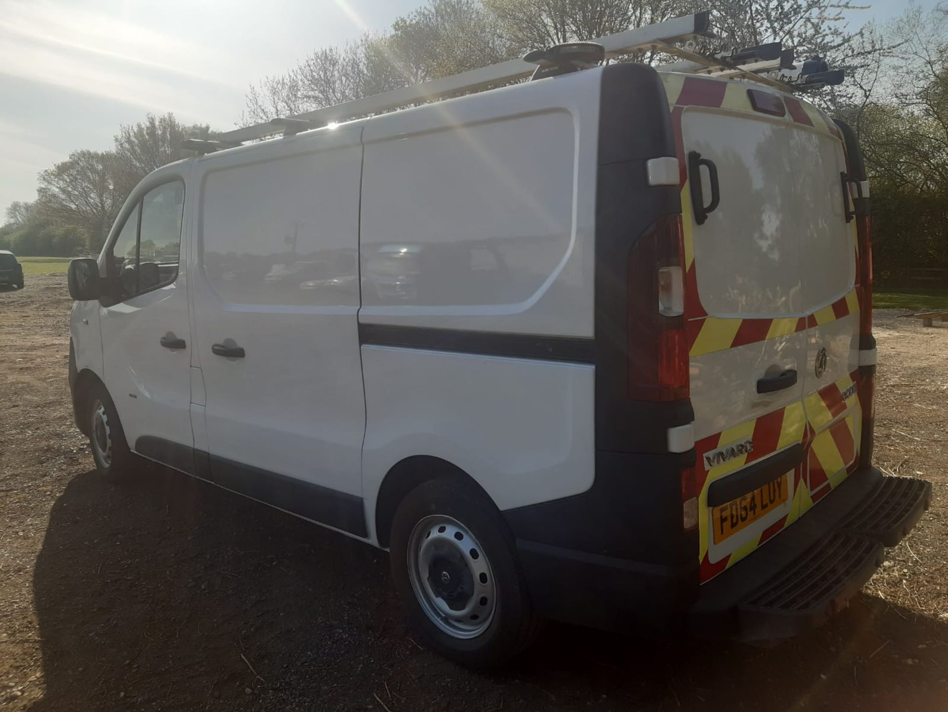 2014/64 REG VAUXHALL VIVARO 2900 CDTI ECOFLEX 1.6 DIESEL PANEL VAN, SHOWING 0 FORMER KEEPERS - Image 4 of 9