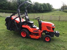 KUBOTA G23-11, MODEL G23-3HD RIDE ON MOWER, 48” MID MOUNTED CUTTING DECK. YEAR 2015, 995 LOW HOURS