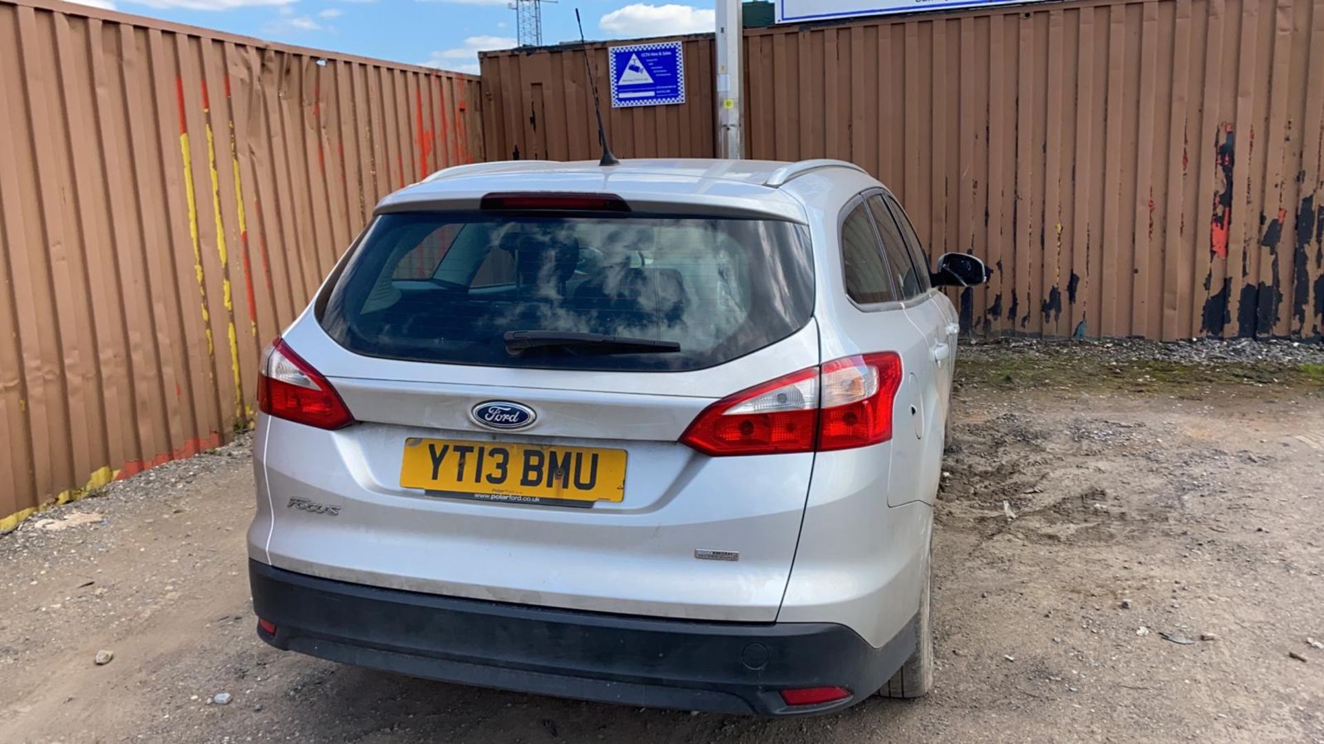 2013/13 REG FORD FOCUS ZETEC TDCI SILVER 1.6 DIESEL ESTATE, SHOWING 1 FORMER KEEPER *NO VAT* - Image 6 of 7