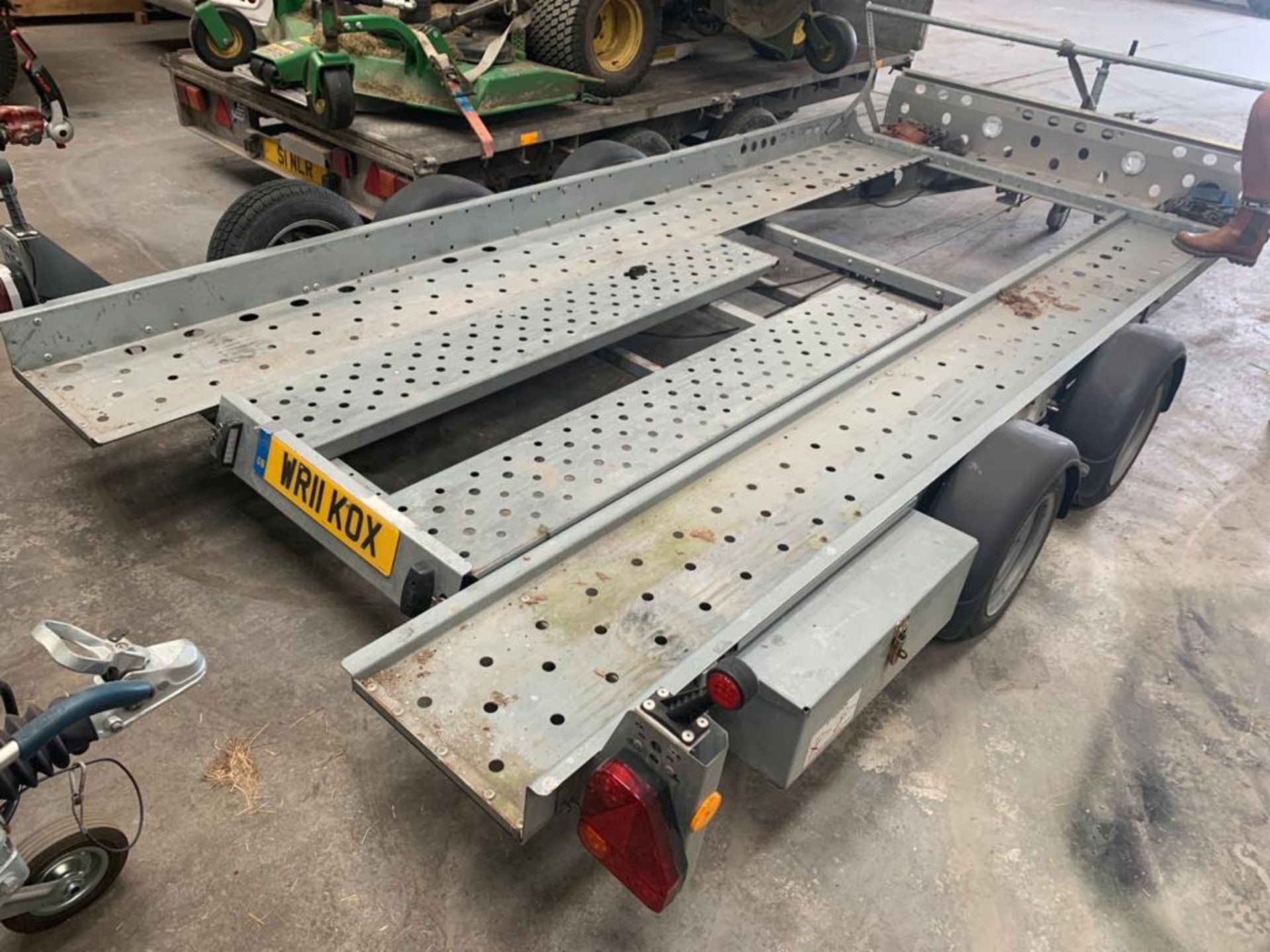 IFOR WILLIAMS DB TWIN AXLE 2600 KG TOWABLE TRAILER, C/W RAMPS & JOCKEY WHEEL *NO VAT* - Image 3 of 5