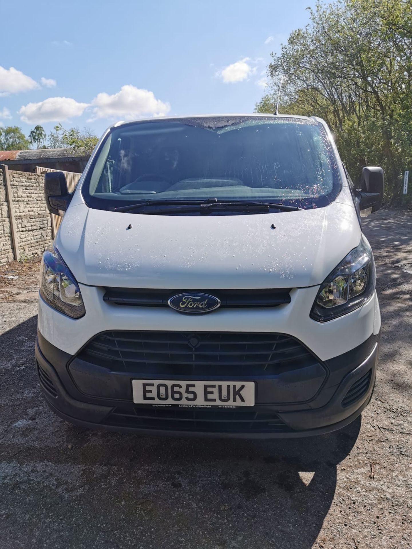 2015/65 REG FORD TRANSIT CUSTOM 270 ECO-TECH 2.2 DIESEL PANEL VAN, SHOWING 0 FORMER KEEPERS - Image 2 of 9