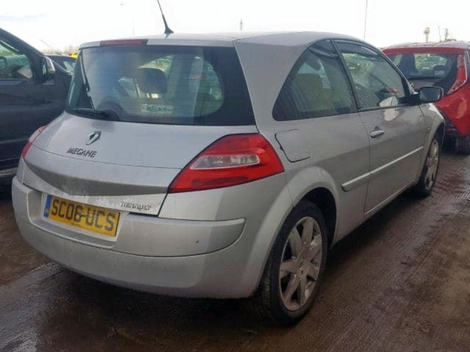 2006/06 REG RENAULT MEGANE MAXIM 1.6 PETROL 3DR HATCHBACK *NO VAT* - Image 3 of 8