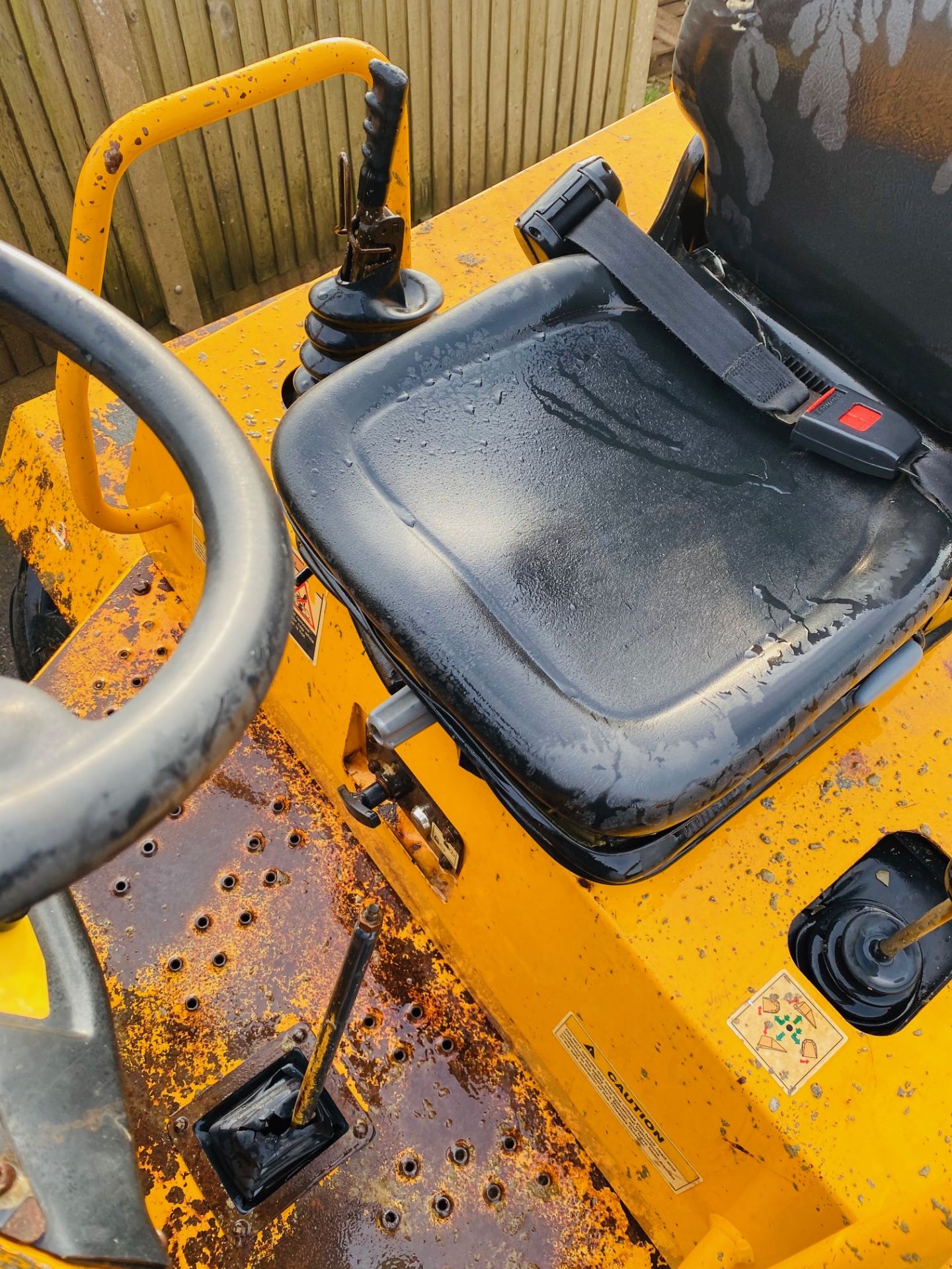 THWAITES MACH666 6 TONNE SWIVEL DUMPER, YEAR 2012, 1495 HOURS, GOOD TYRES, CE MARKED *PLUS VAT* - Image 9 of 11