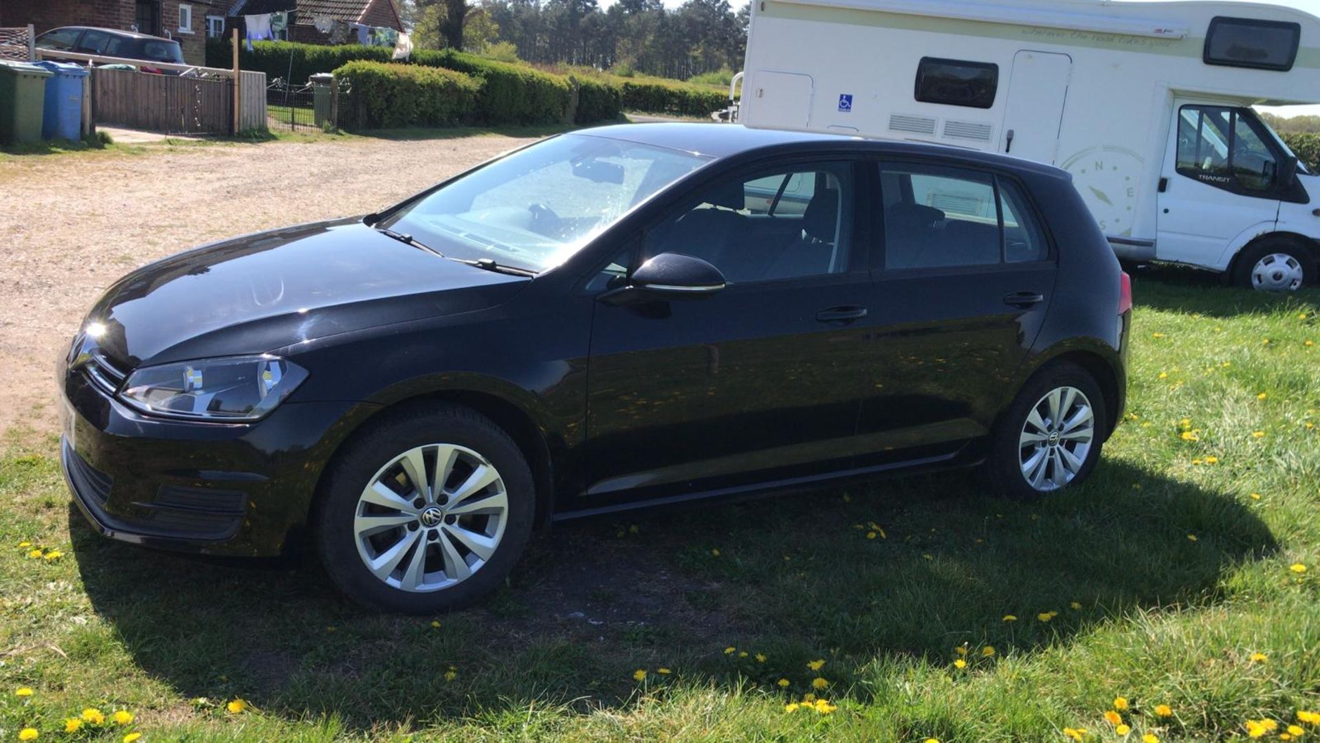 2013/63 REG VOLKSWAGEN GOLF SE BLUEMOTION TECH TDI 1.6 DIESEL 5DR HATCHBACK, SHOWING 3 FORMER KEEPER