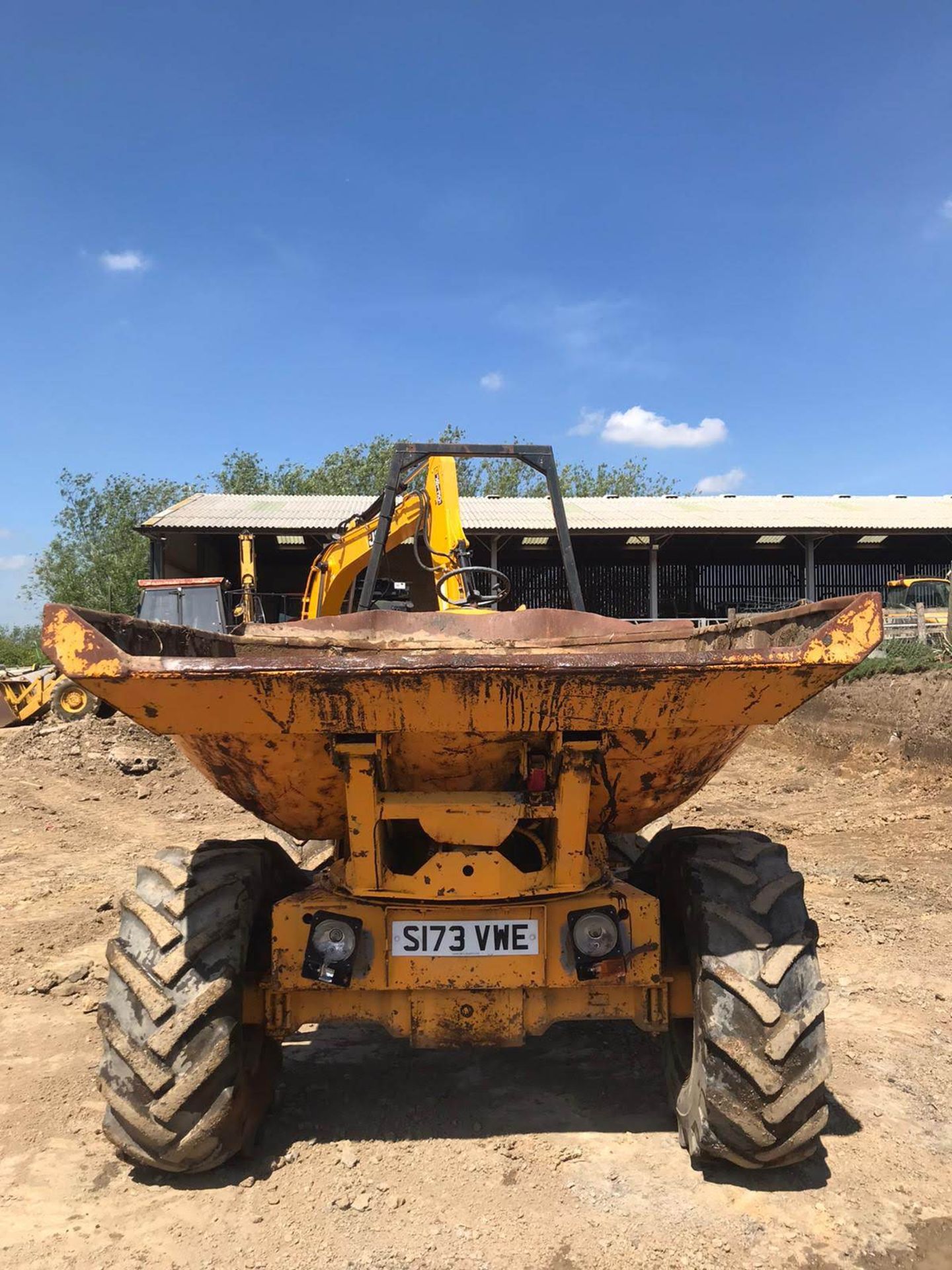 1998 THWAITES 6 TON SWIVEL DUMPER, RUNS, DRIVES, TIPS, SHOWING 501 HOURS *PLUS VAT* - Image 2 of 5