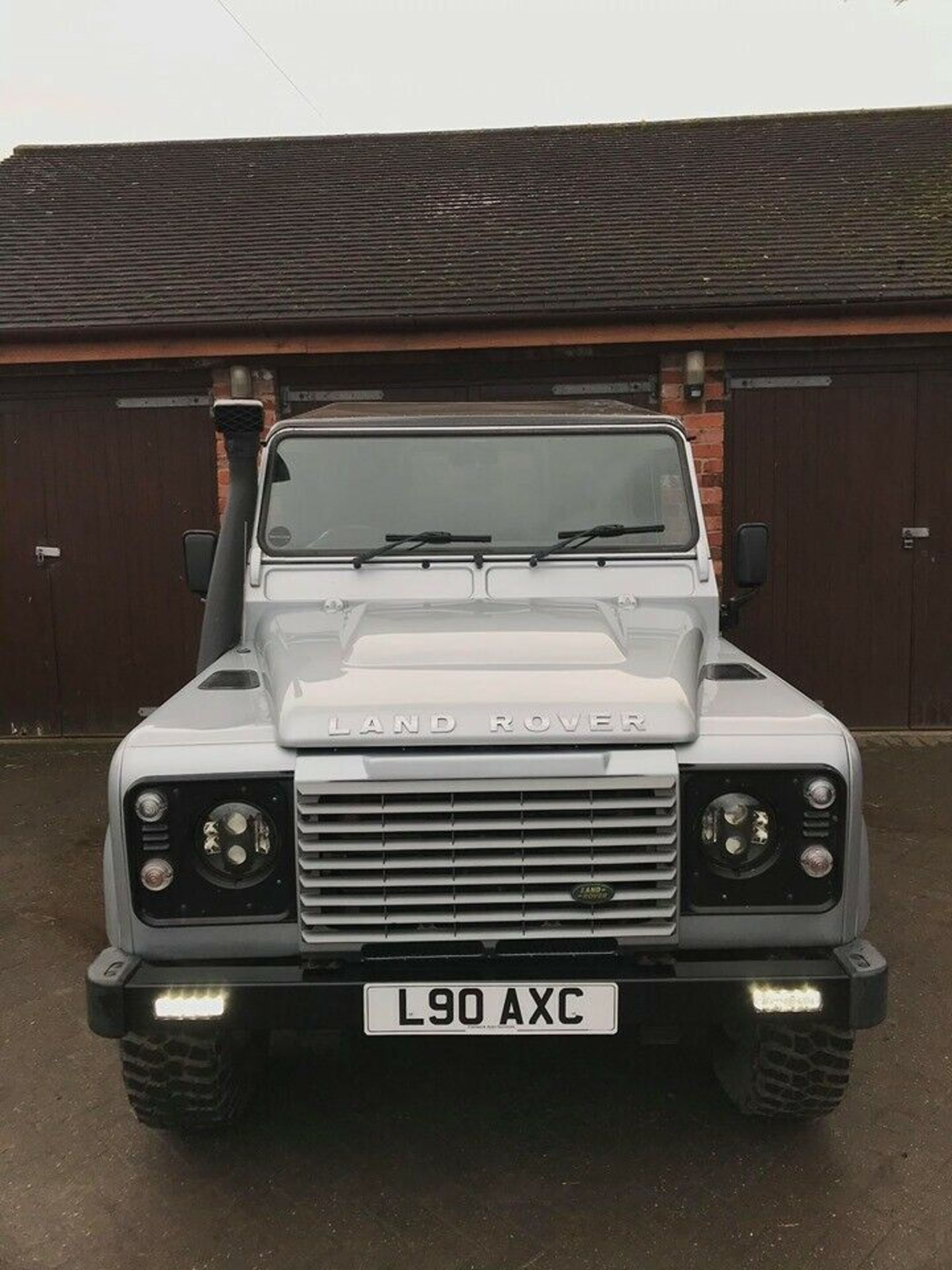 2008/08 REG LAND ROVER DEFENDER 90 XS STATION WAGON SWB 2.4 DIESEL SILVER - FULL SERVICE HISTORY! - Image 2 of 10