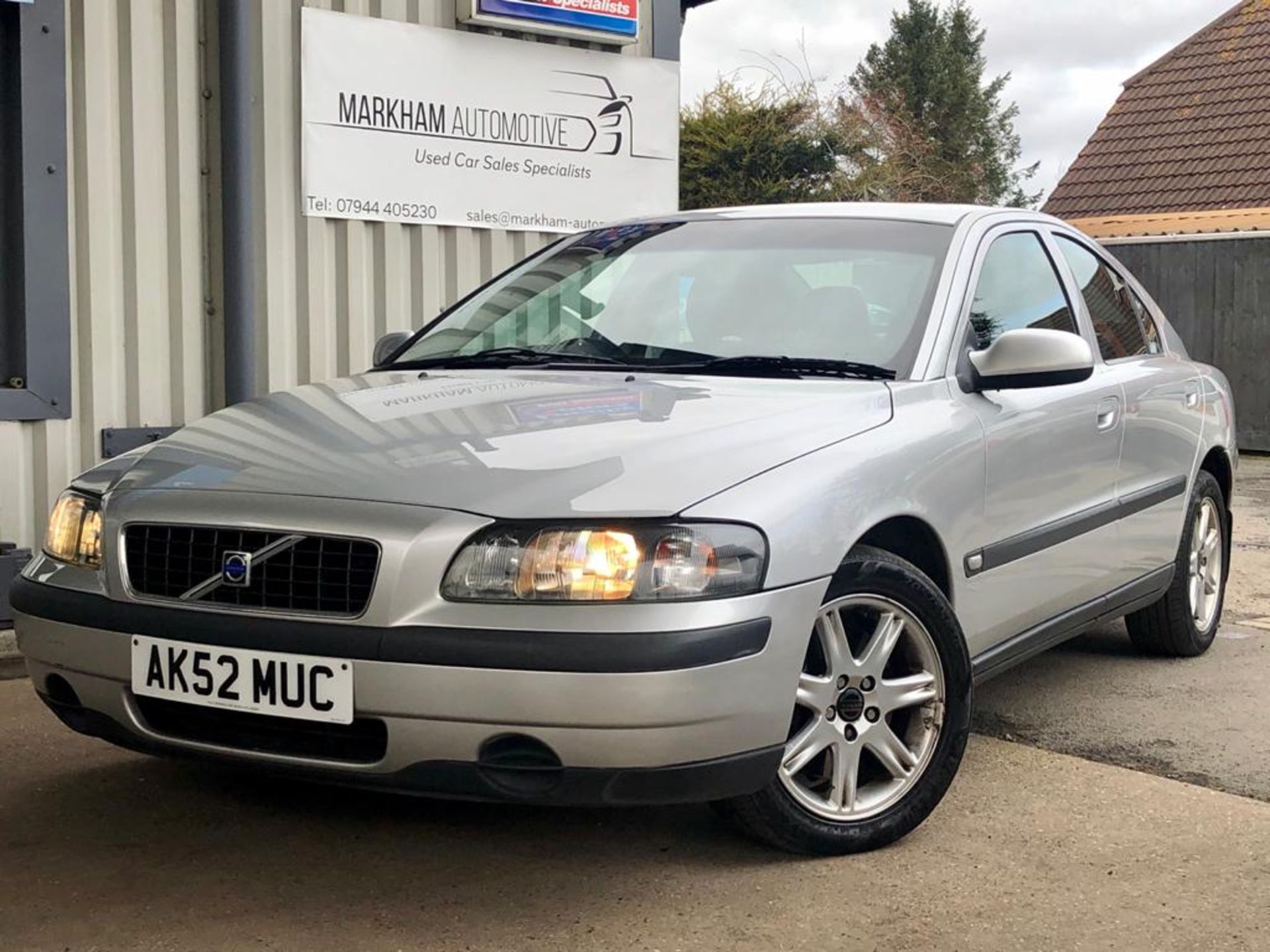 2002/52 REG VOLVO S60 T S 2.0 PETROL SILVER 4 DOOR SALOON, 60k miles ! SHOWING 2 FORMER KEEPERs - Image 2 of 14