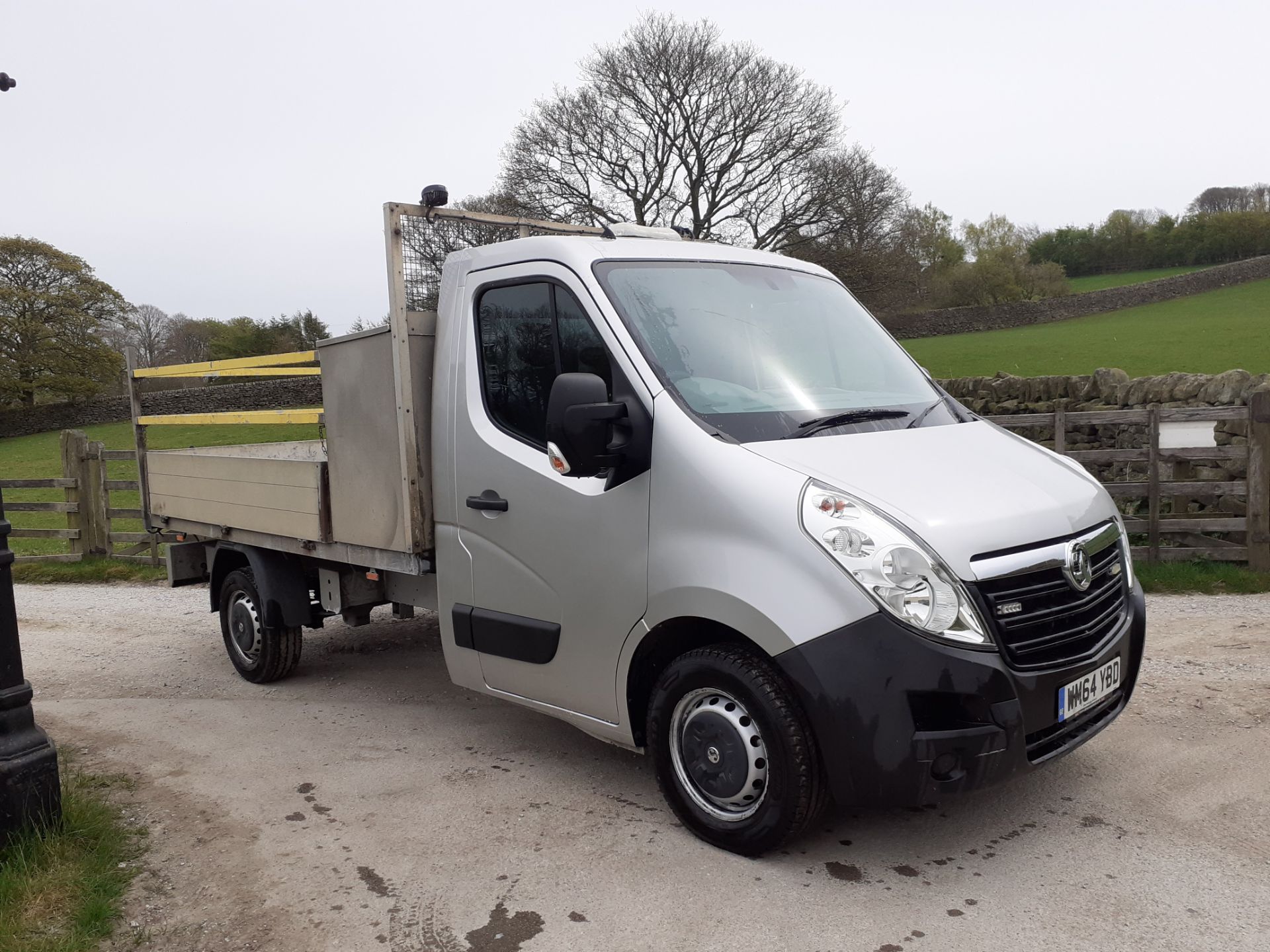 2015/64 REG VAUXHALL MOVANO F3500 L2H1 CDTI 2.3 DIESEL DROPSIDE LORRY, SHOWING 0 FORMER KEEPERS