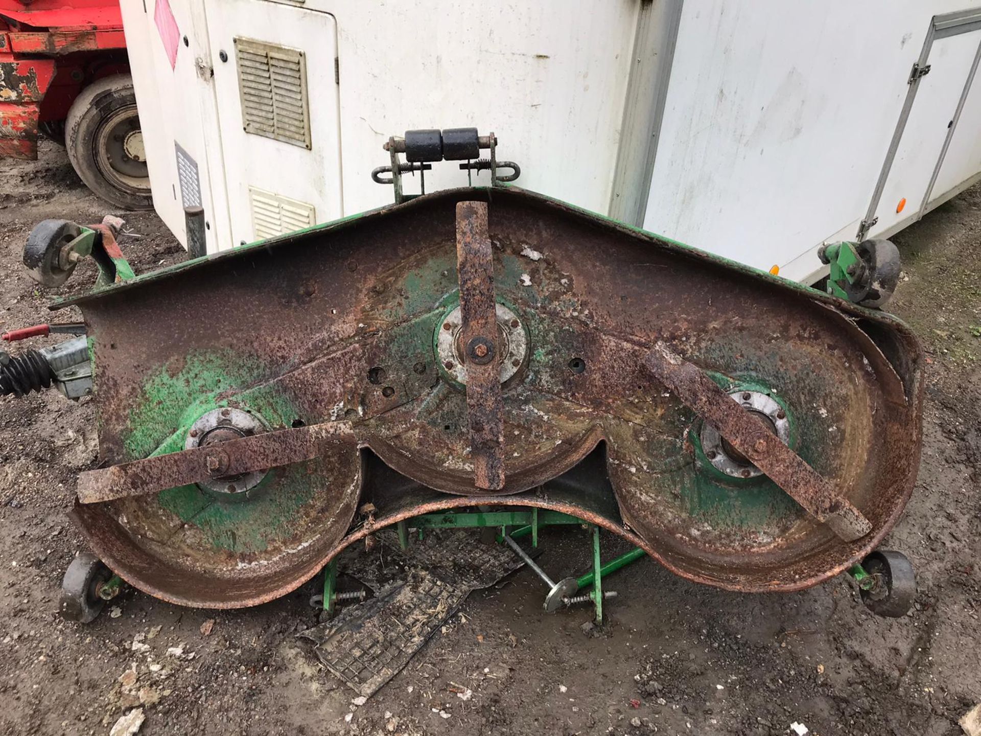 JOHN DEERE DECK 7 IRON COMMERCIAL 72 INCH 3 CUTTING BLADES *NO VAT* - Image 3 of 3
