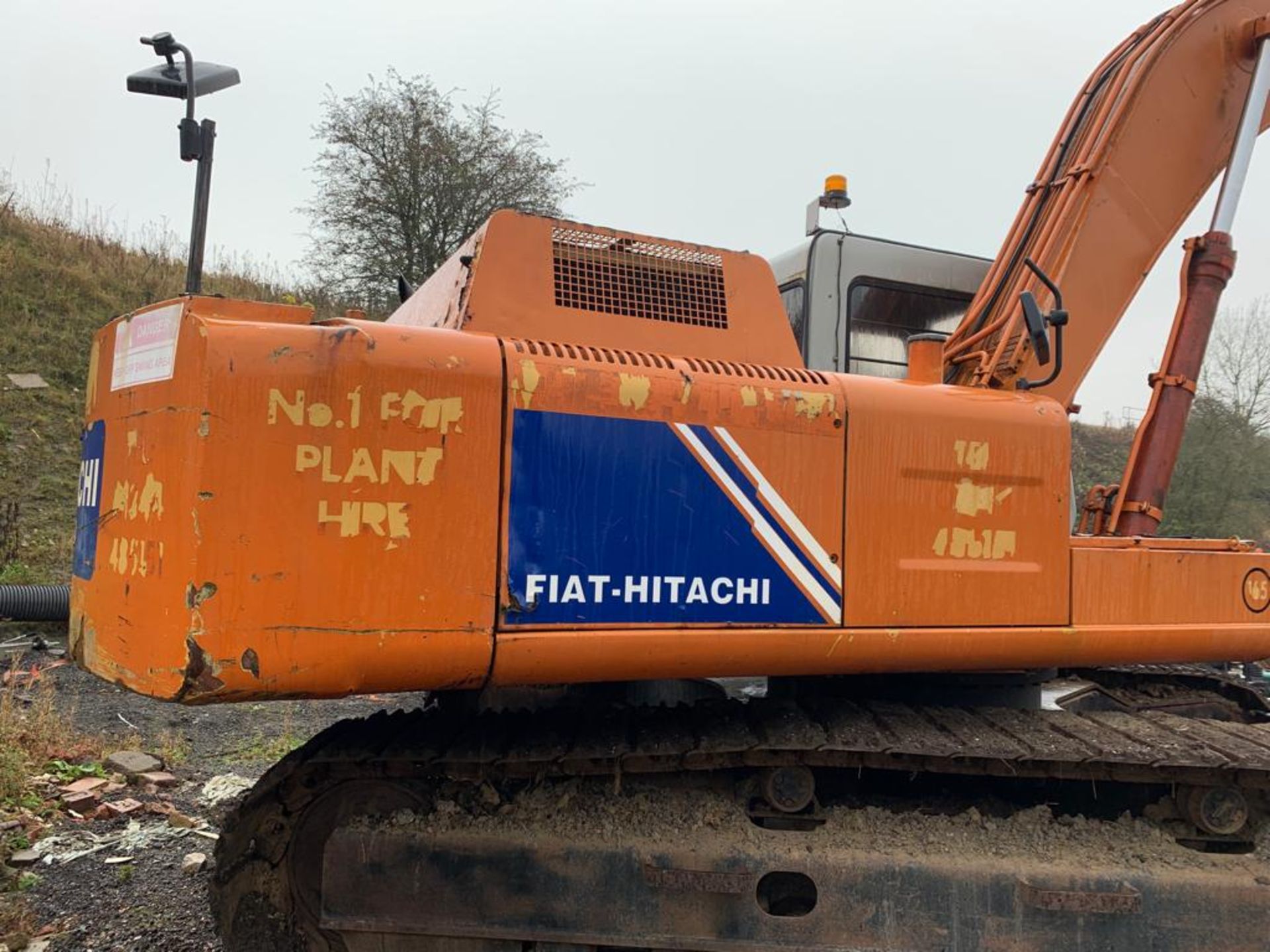 FIAT HITACHI FH200 LC-3, 20 TON TRACKED CRAWLER EXCAVATOR LONG ARM / REACH, RUNS, WORKS AND DIGS - Image 5 of 14